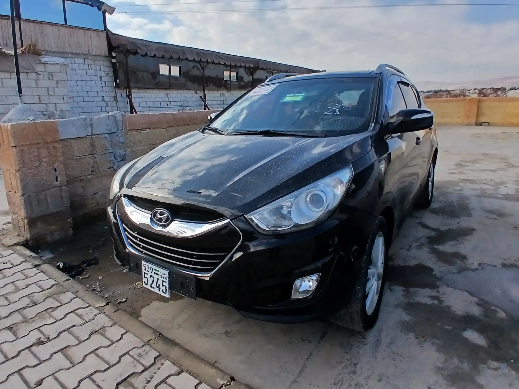 kilometrage car sale hyundai tucson lx20 evgt suv used 2011 bo image