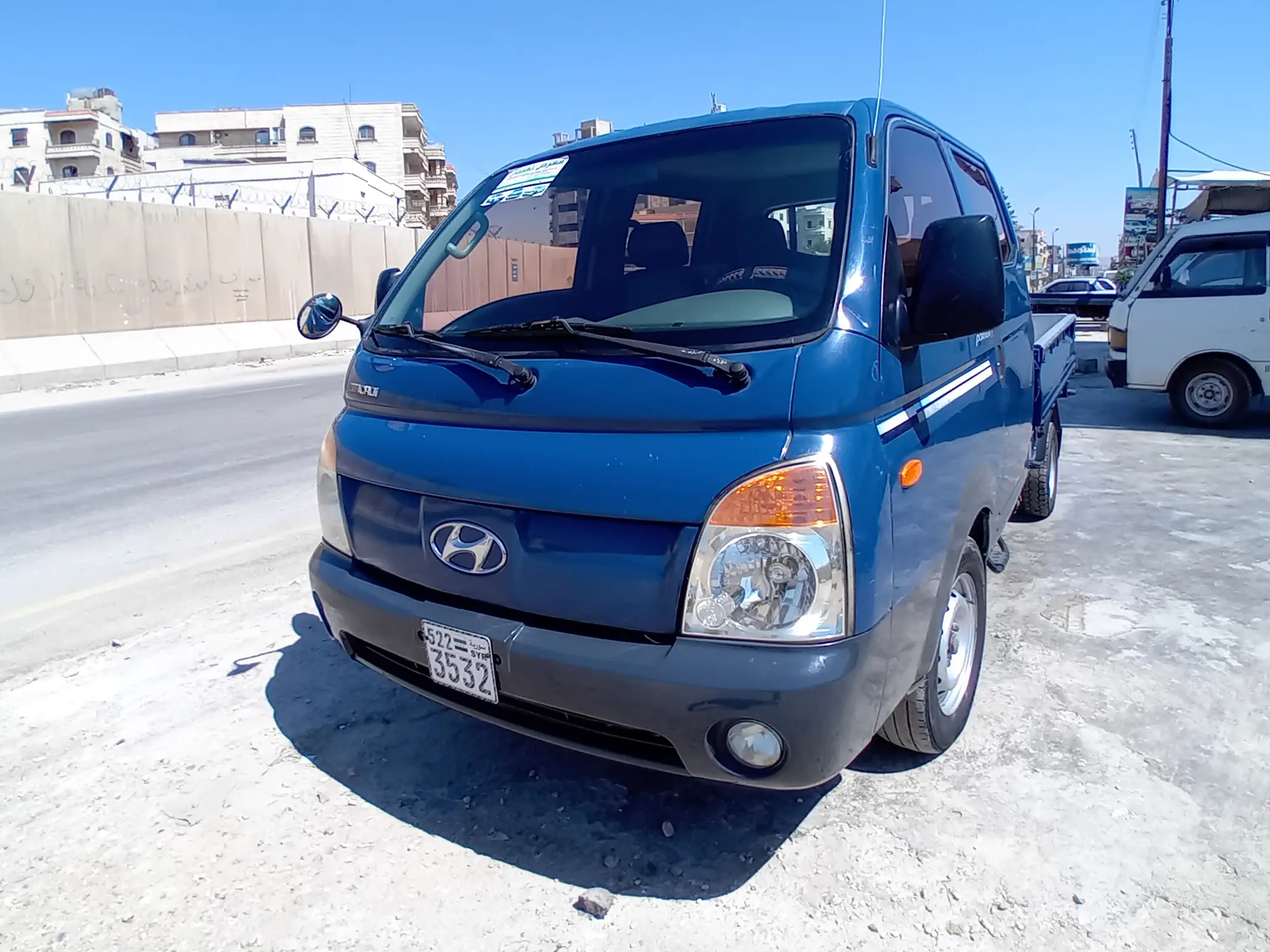 kilometrage car sale hyundai porter 2 crdi cargo truck used 2008 aleppo me card image