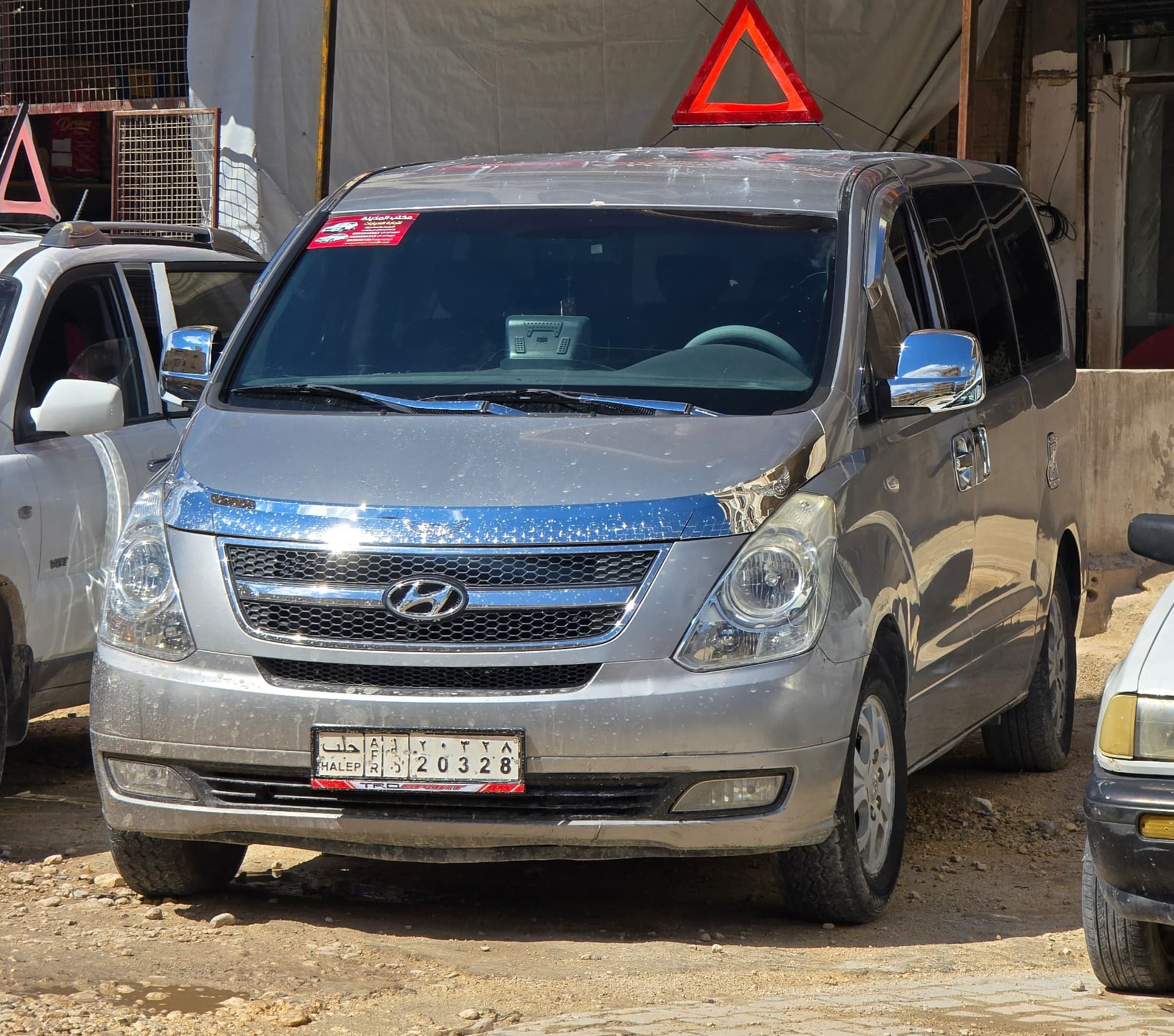 kilometrage car sale hyundai grand starex cvx van used 2011 aleppo lg image