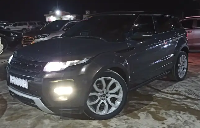 kilometrage car sale land rover range rover evoque sd4 suv used 2013 aleppo lc card image