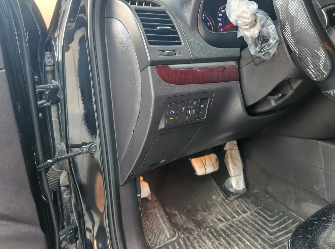 kilometrage car sale hyundai santa fe mlx suv used 2010 aleppo rf image