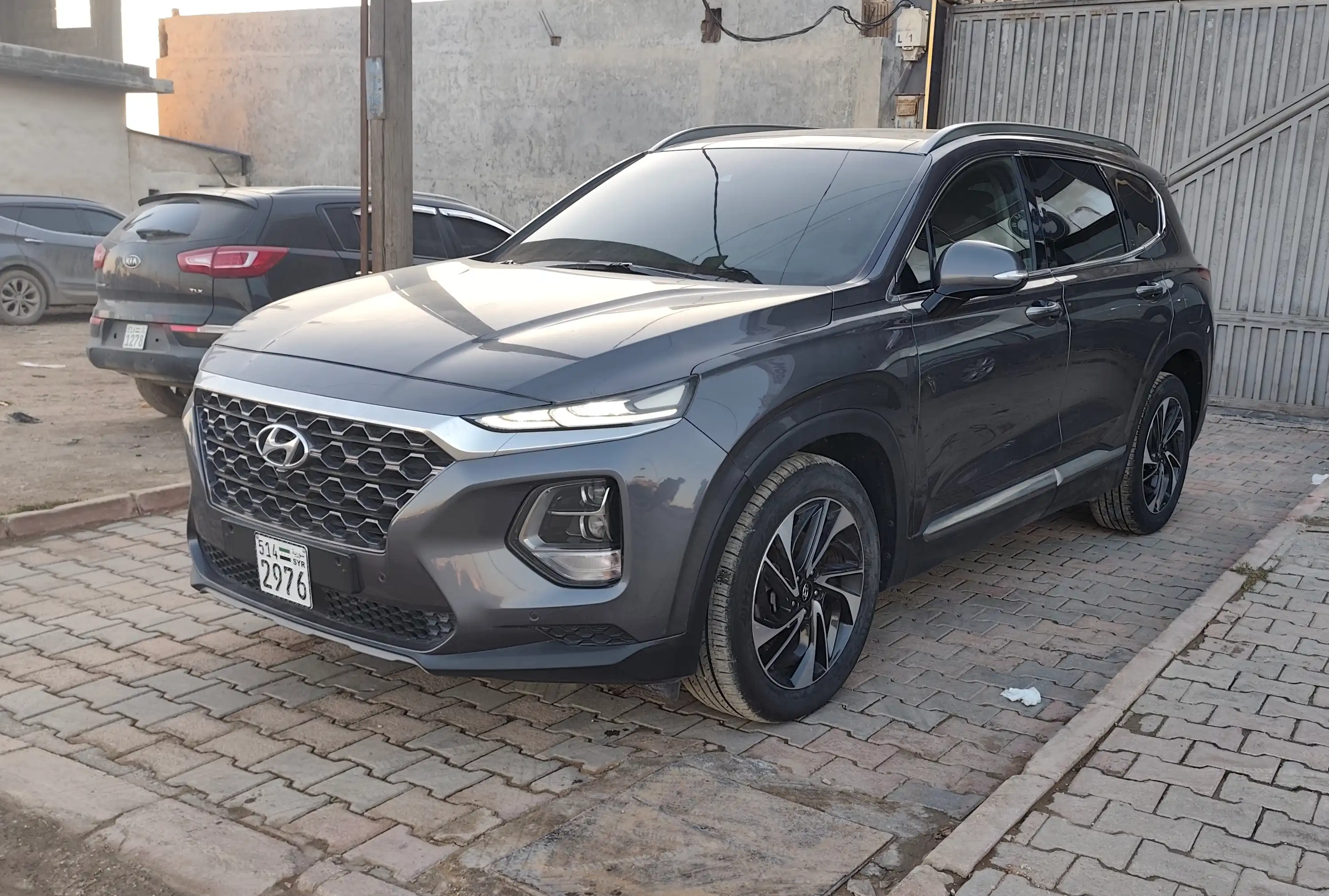 kilometrage car sale hyundai santa fe 2 2 d suv used 2019 aleppo hu card image