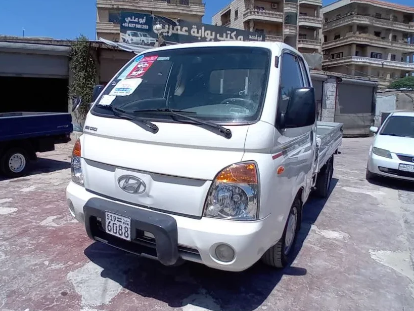 kilometrage car sale hyundai porter 2 crdi cargo truck used 2009 aleppo ii image