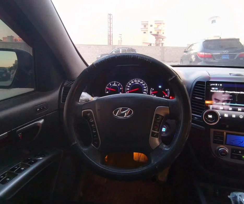 kilometrage car sale hyundai santa fe mlx suv used 2010 aleppo rf image