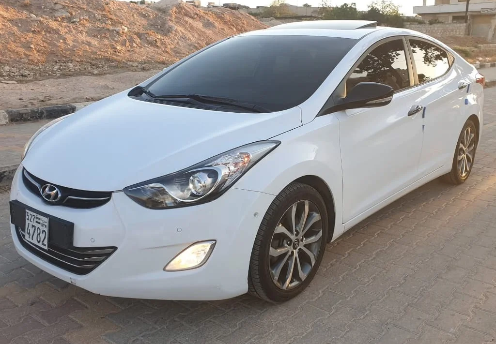 kilometrage car sale hyundai elantra standard sedan used 2013 aleppo wi image