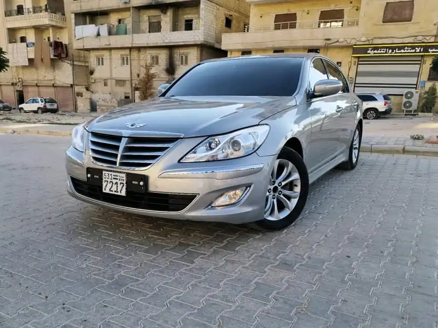 kilometrage car sale genesis bh 330 sedan used 2013 aleppo za card image