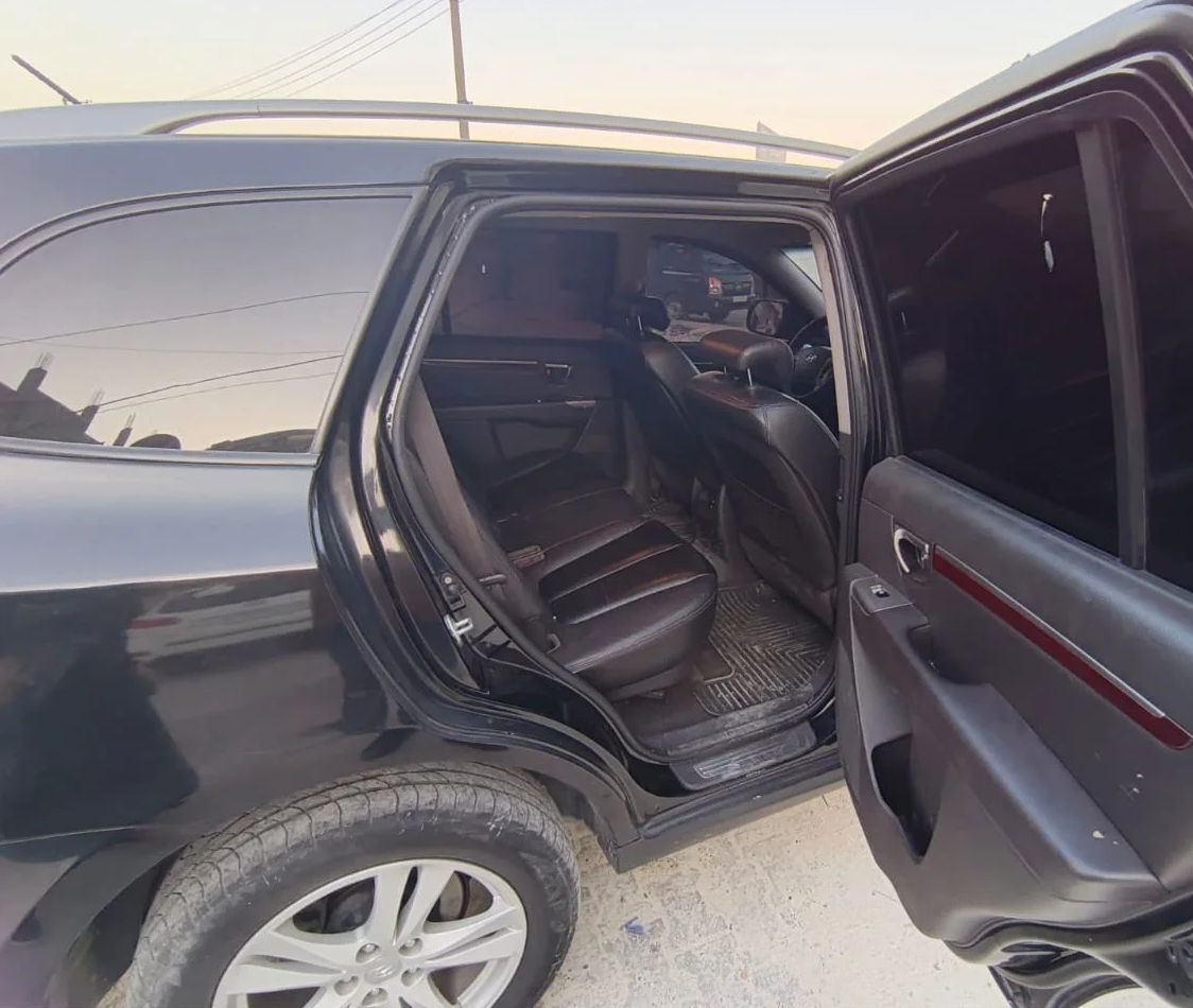 kilometrage car sale hyundai santa fe mlx suv used 2010 aleppo rf image