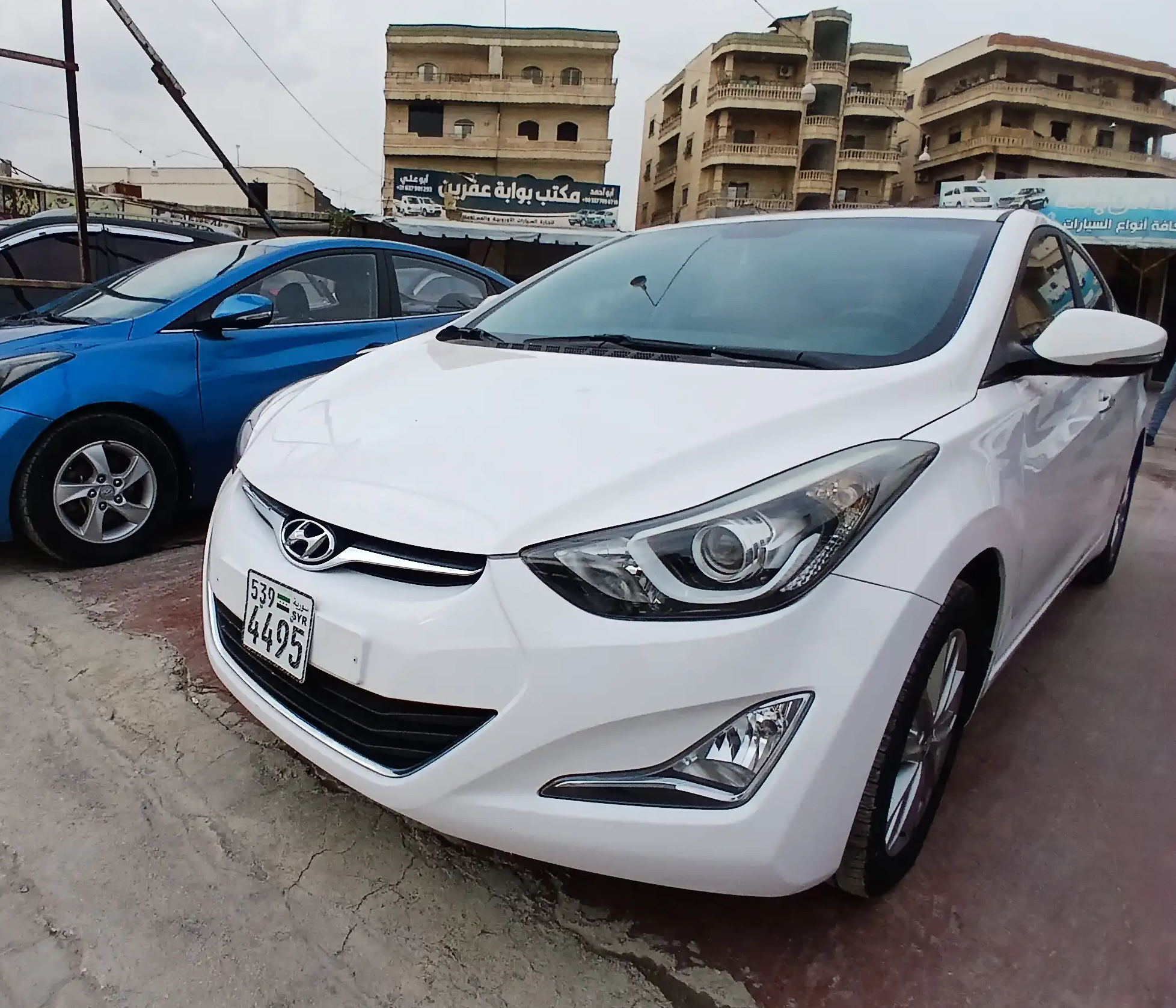 kilometrage car sale hyundai avante standard sedan used 2015 aleppo gm card image