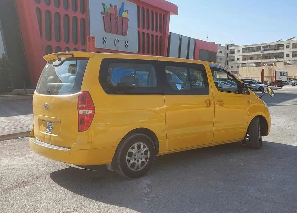 kilometrage car sale hyundai h1 standard van used 2011 idlib ht image
