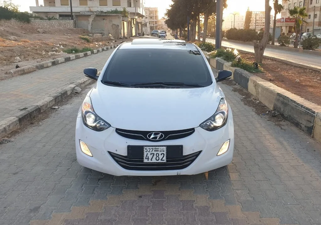 kilometrage car sale hyundai elantra standard sedan used 2013 aleppo wi image