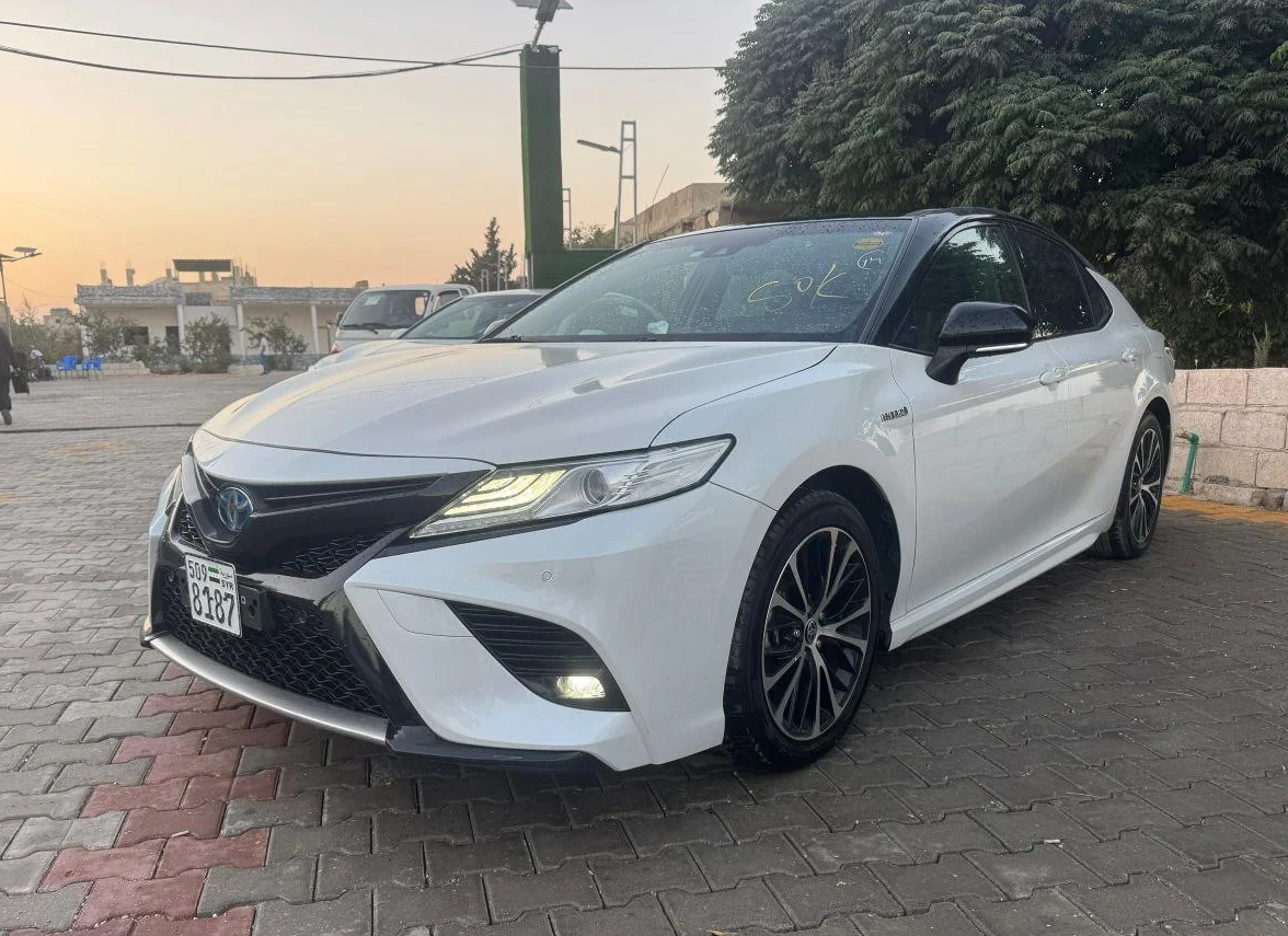kilometrage car sale toyota corolla hybrid sedan used 2020 aleppo hj image