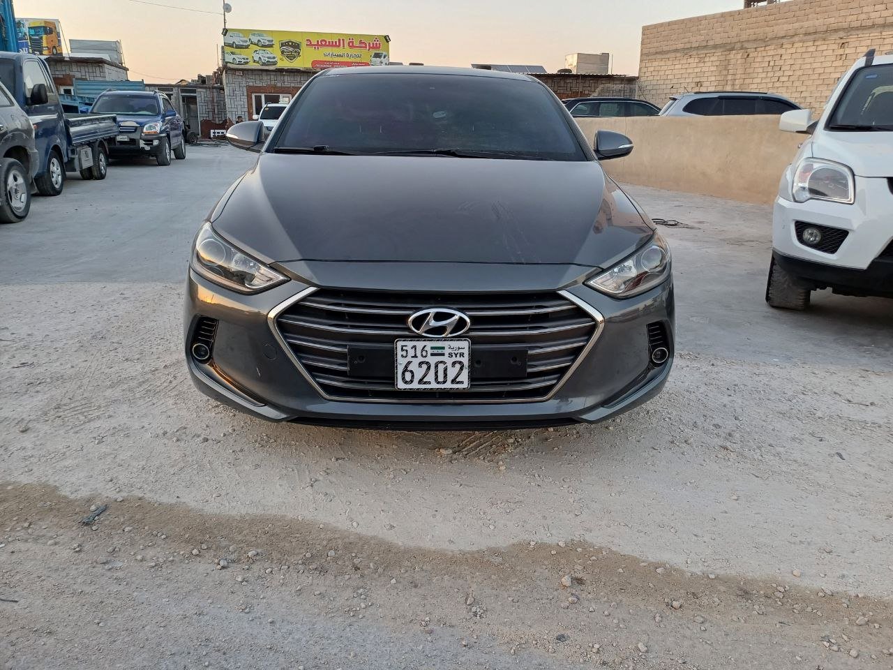 kilometrage car sale hyundai avante m16 gdi sedan used 2018 aleppo fv image
