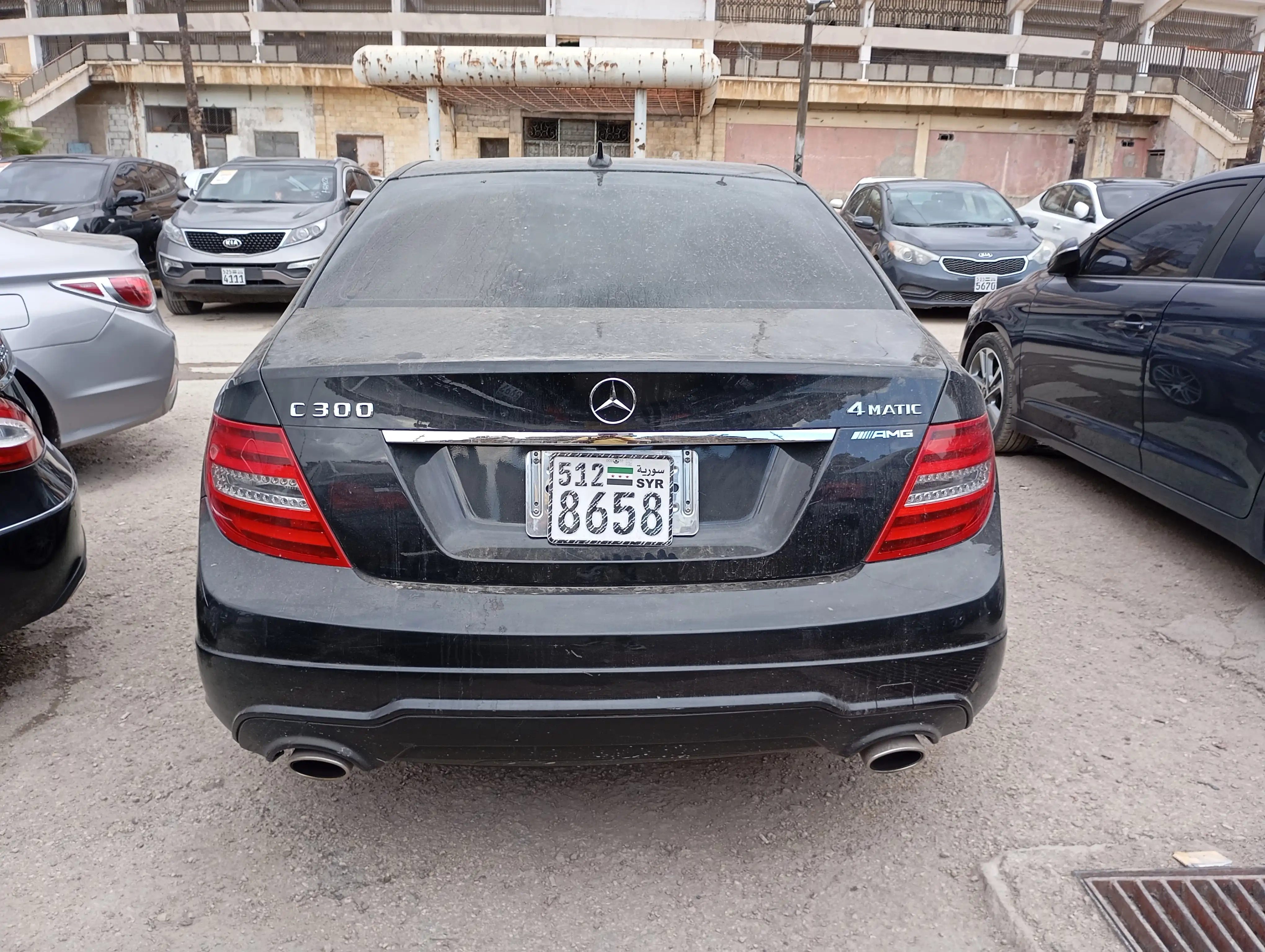 kilometrage car sale mercedes benz c class 200 sedan used 2013 aleppo nq image