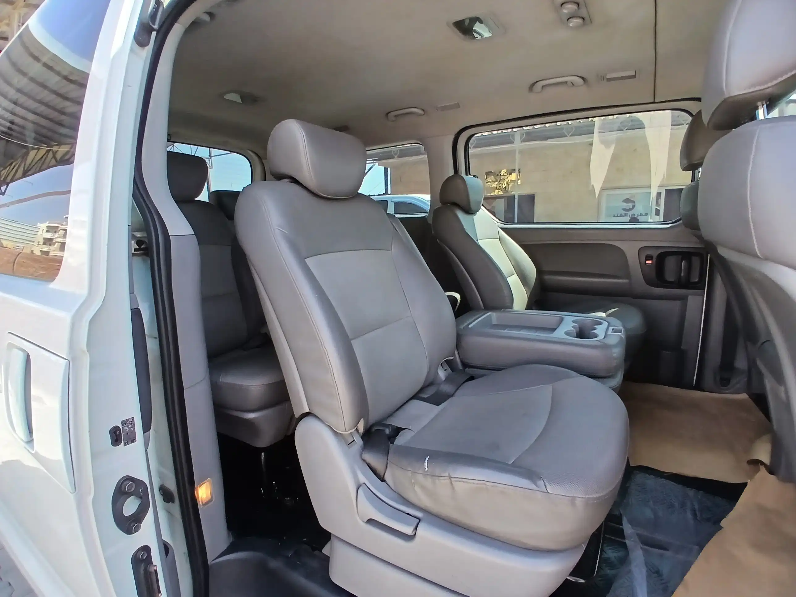 kilometrage car sale hyundai grand starex cvx van used 2010 aleppo kn image
