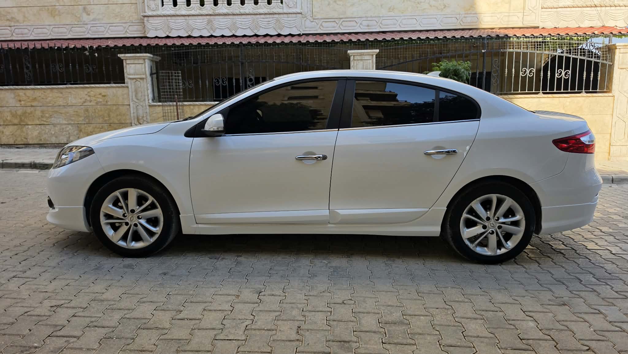 kilometrage car sale samsung qm 3 le sedan used 2013 aleppo xx image