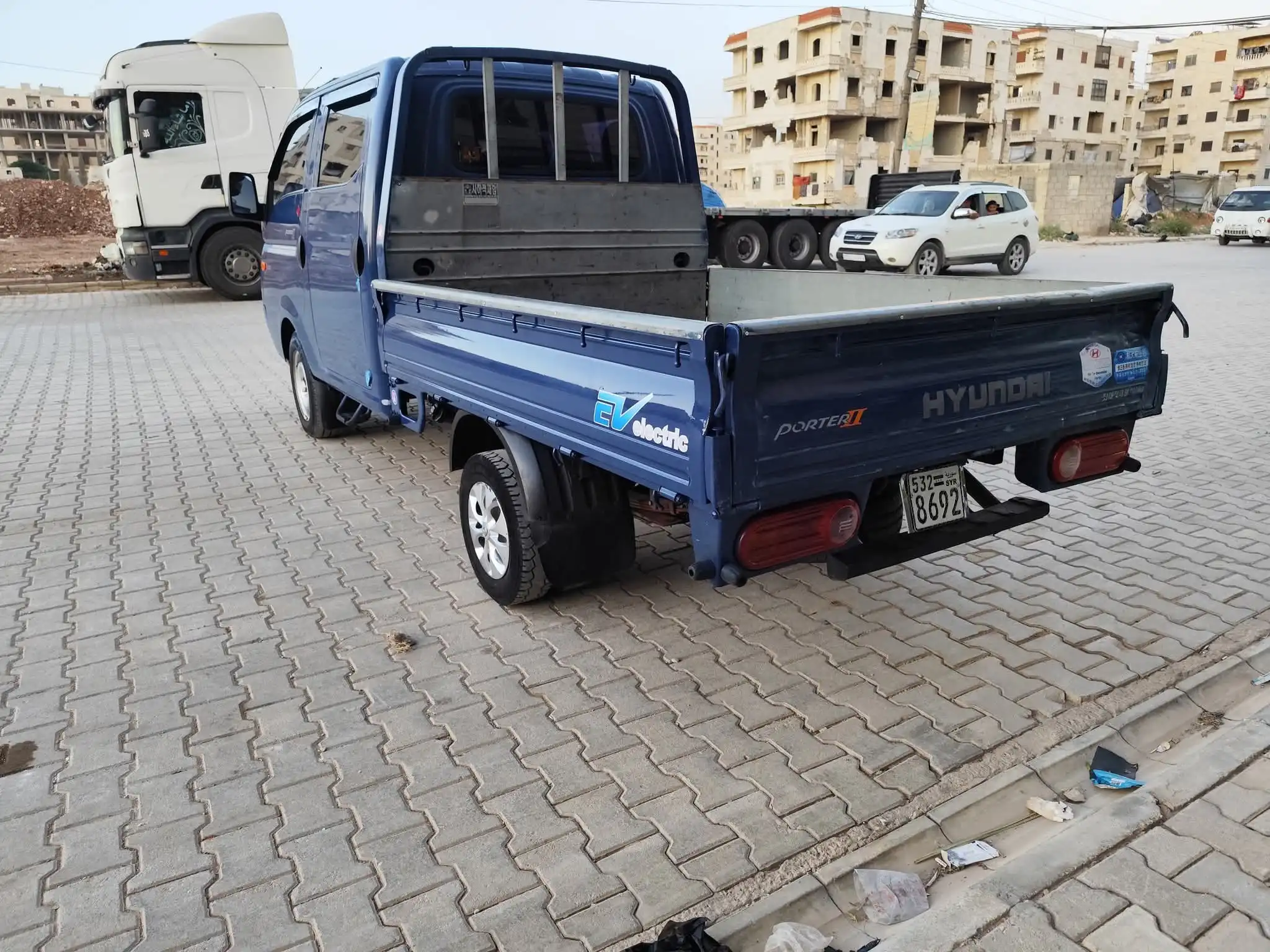 kilometrage car sale hyundai porter 2 crdi cargo truck used 2009 aleppo jr image