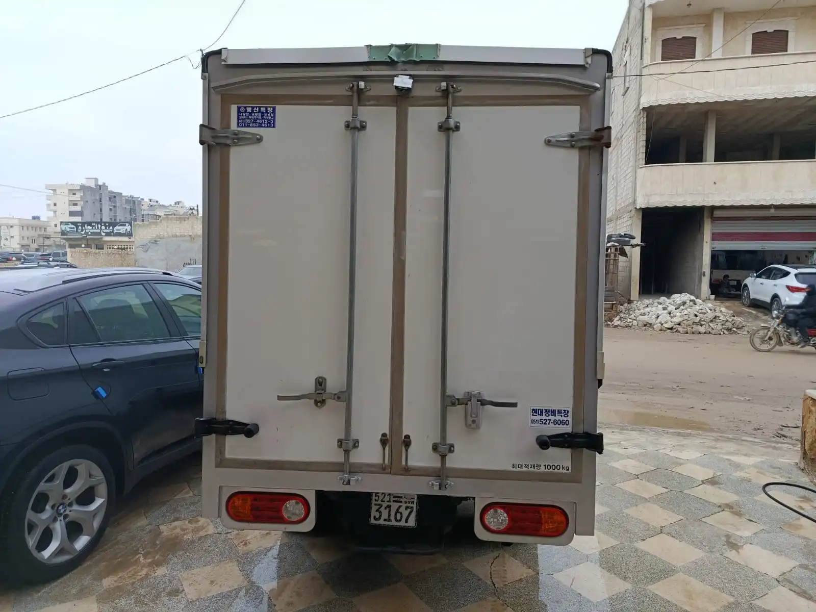 kilometrage car sale hyundai porter ii 2 crdi cargo truck used 2012 aleppo bc image