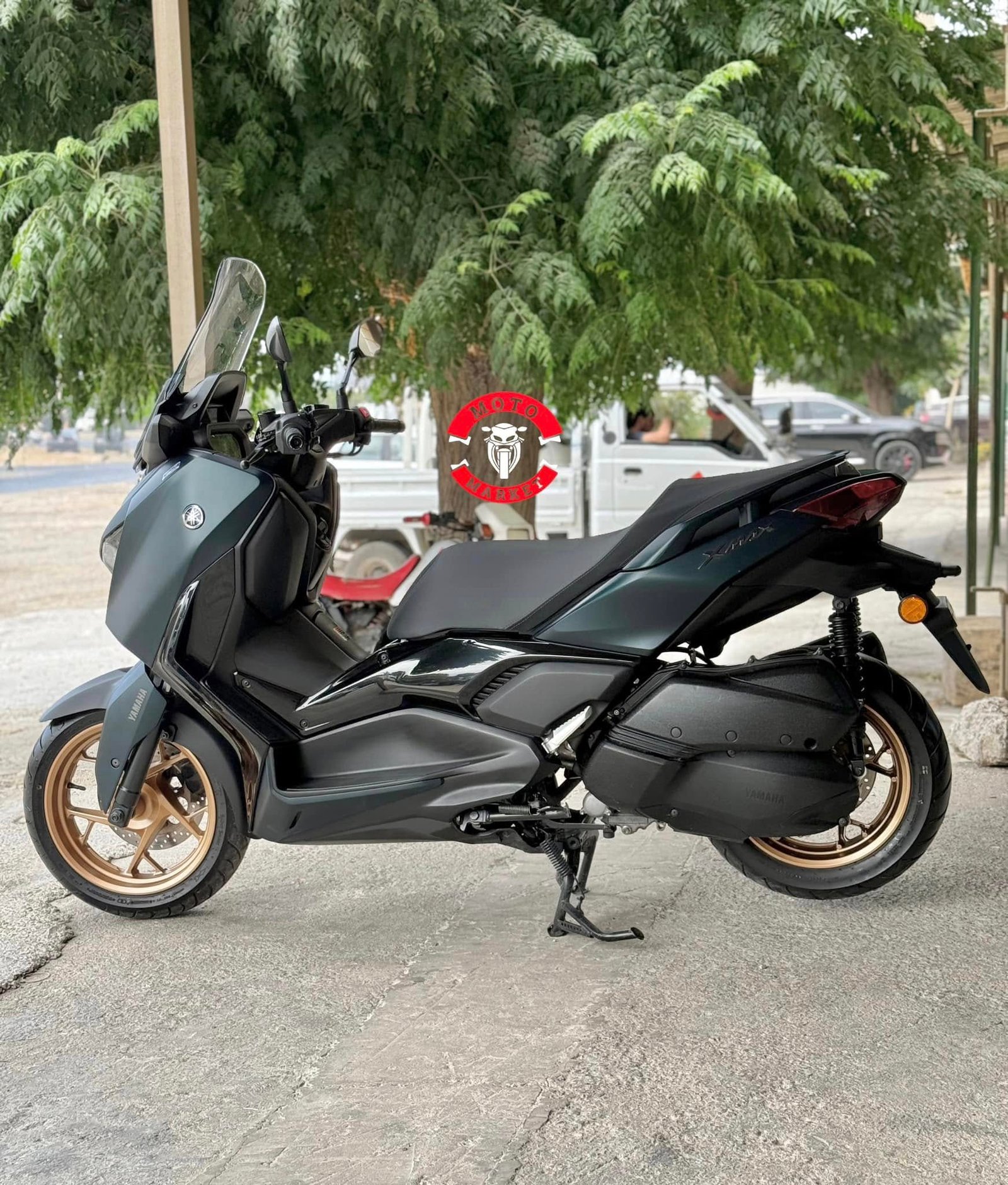 kilometrage motorbike yamaha x max standard scooter used 2024 tartus lj image