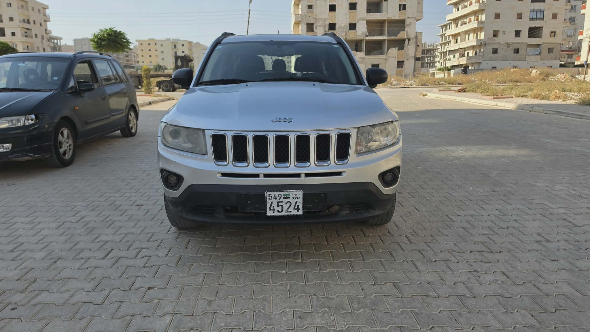 kilometrage car sale jeep grand cherokee standard suv 2011 aleppo mv image