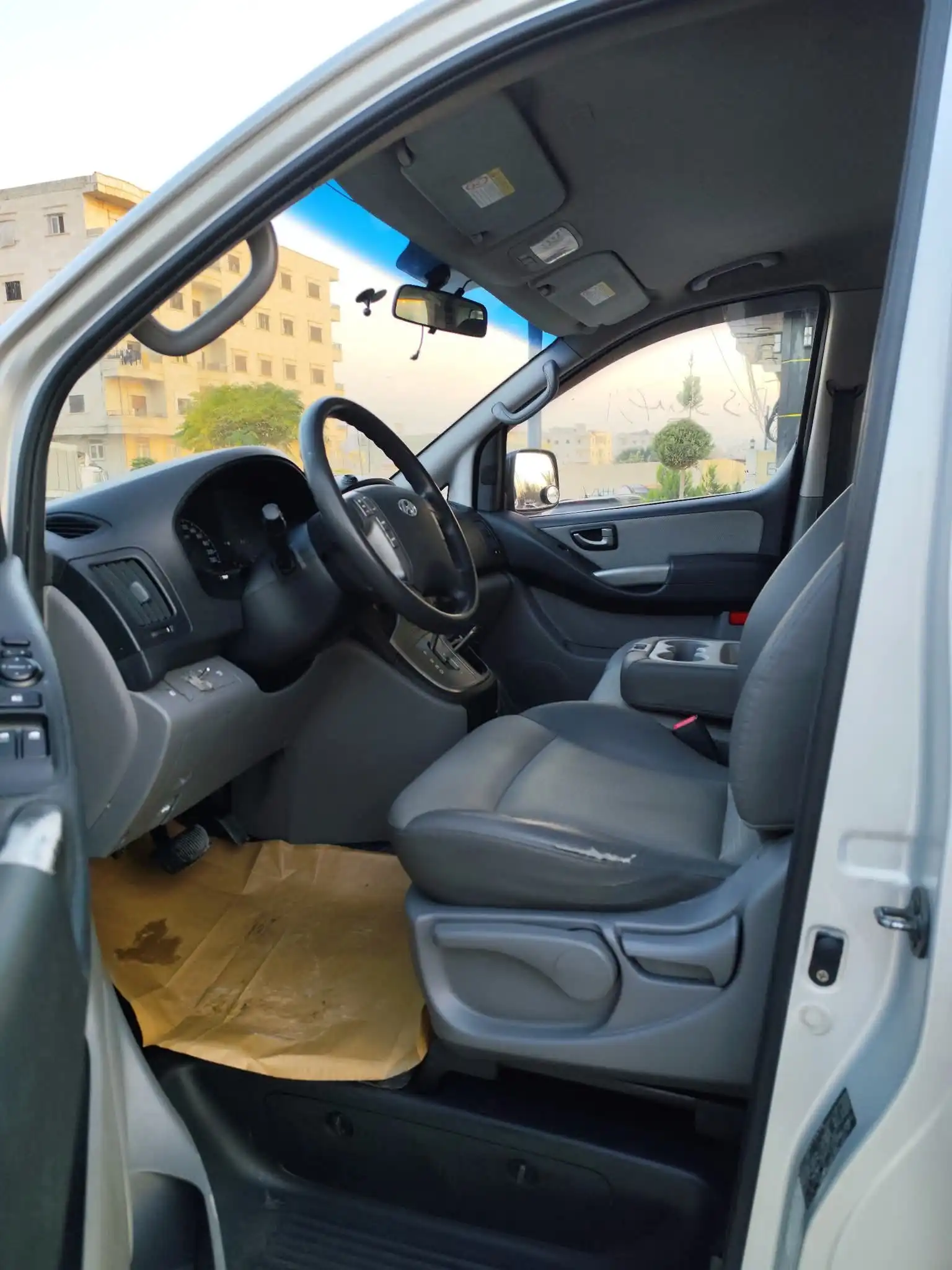 kilometrage car sale hyundai grand starex cvx van used 2008 aleppo wi image