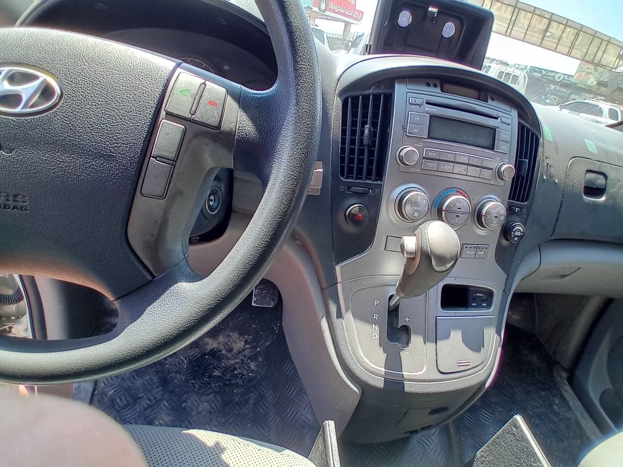 kilometrage car sale hyundai grand starex cvx van used 2014 aleppo ov image