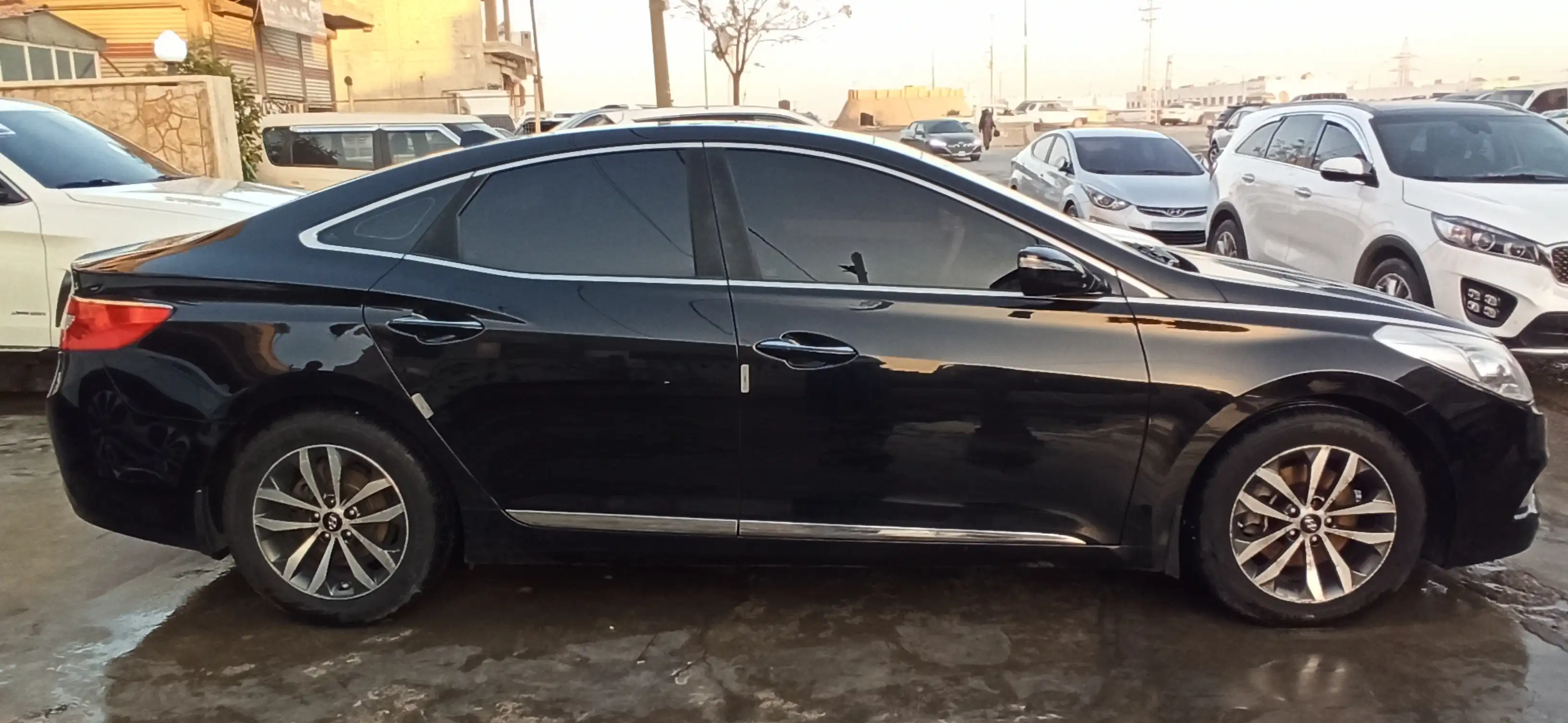 kilometrage car sale hyundai azera se sedan used 2011 rb image