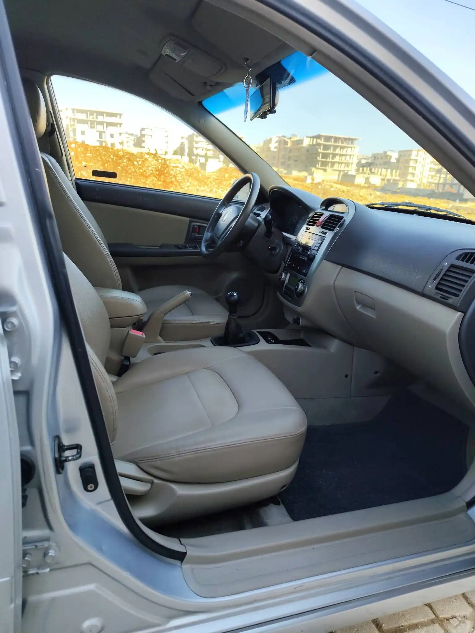 kilometrage car sale kia cerato standard sedan used 2005 aleppo kw image