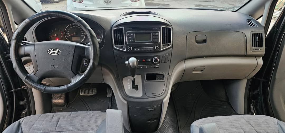 kilometrage car sale hyundai h1 standard 2017 aleppo mg image