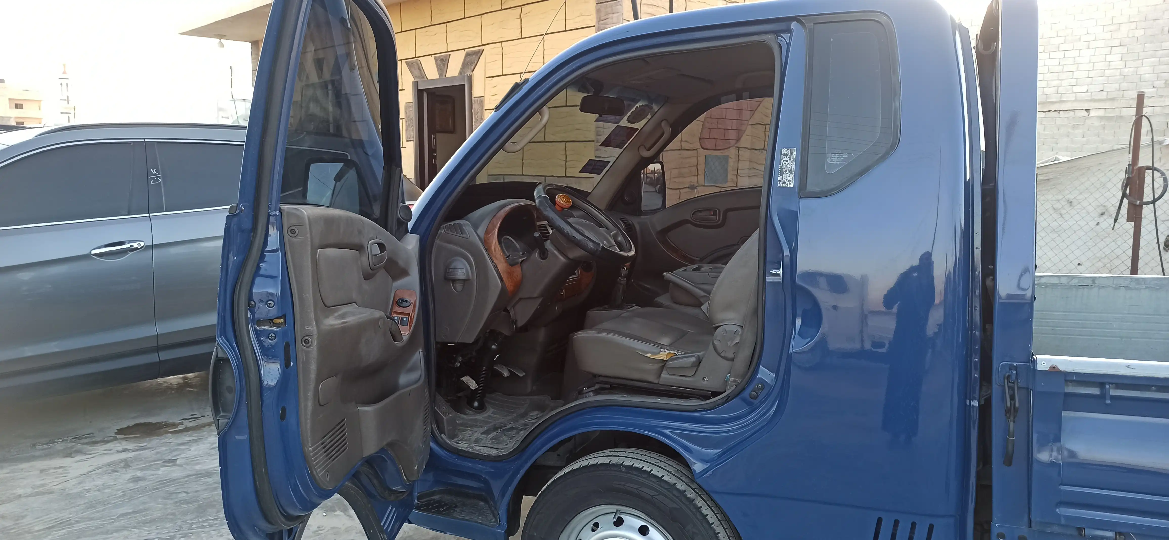 kilometrage car sale hyundai porter ii 2 standard cargo truck used 2010 aleppo zx image