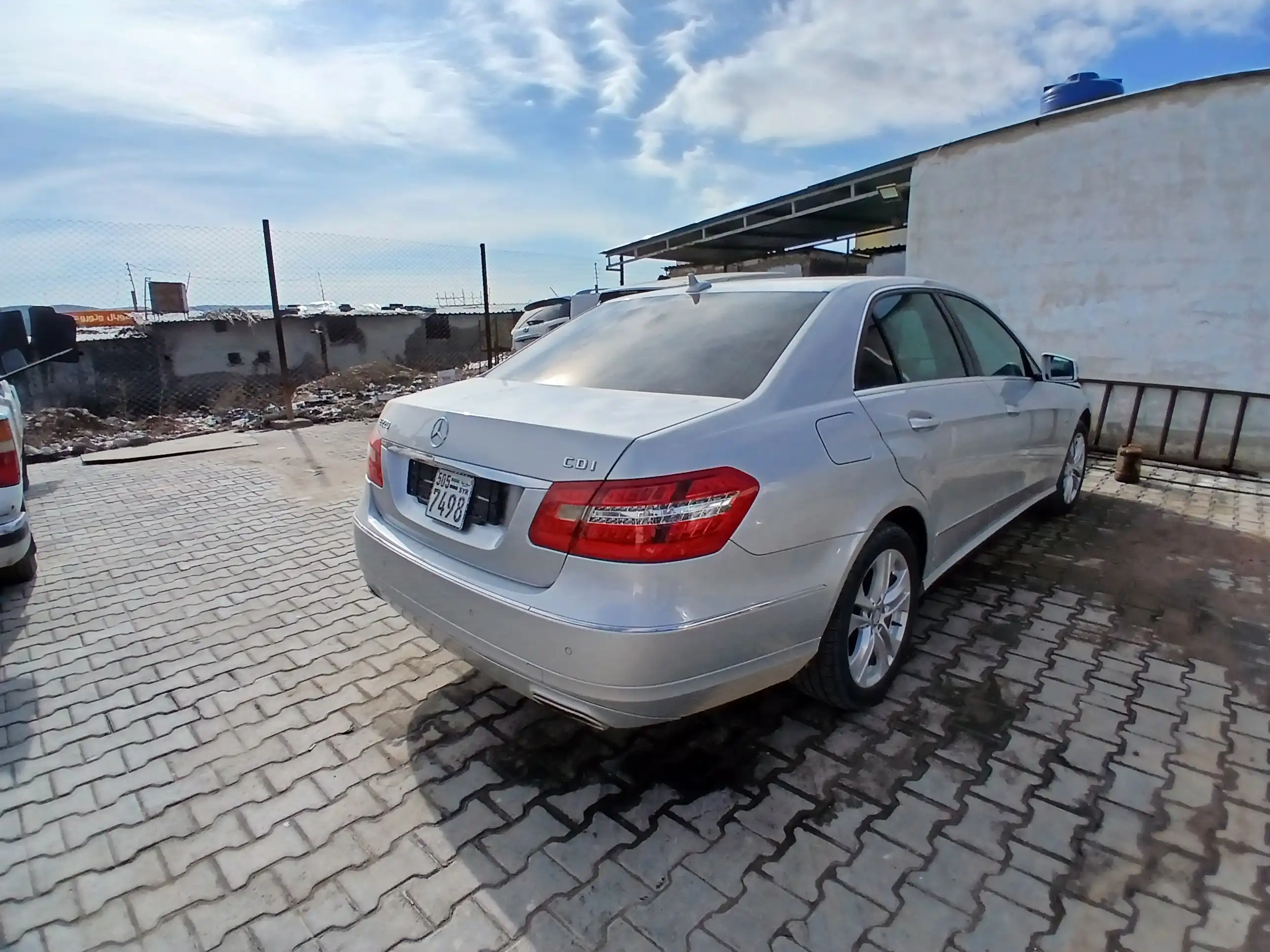 kilometrage car sale mercedes e class e 220 cdi sedan used 2012 aleppo sh image