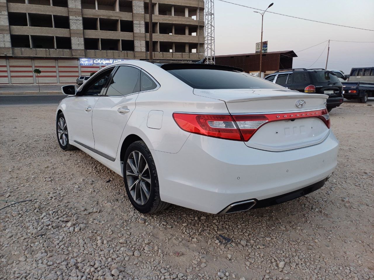 kilometrage car sale hyundai grandeur hg 220 sedan used 2015 aleppo pj image