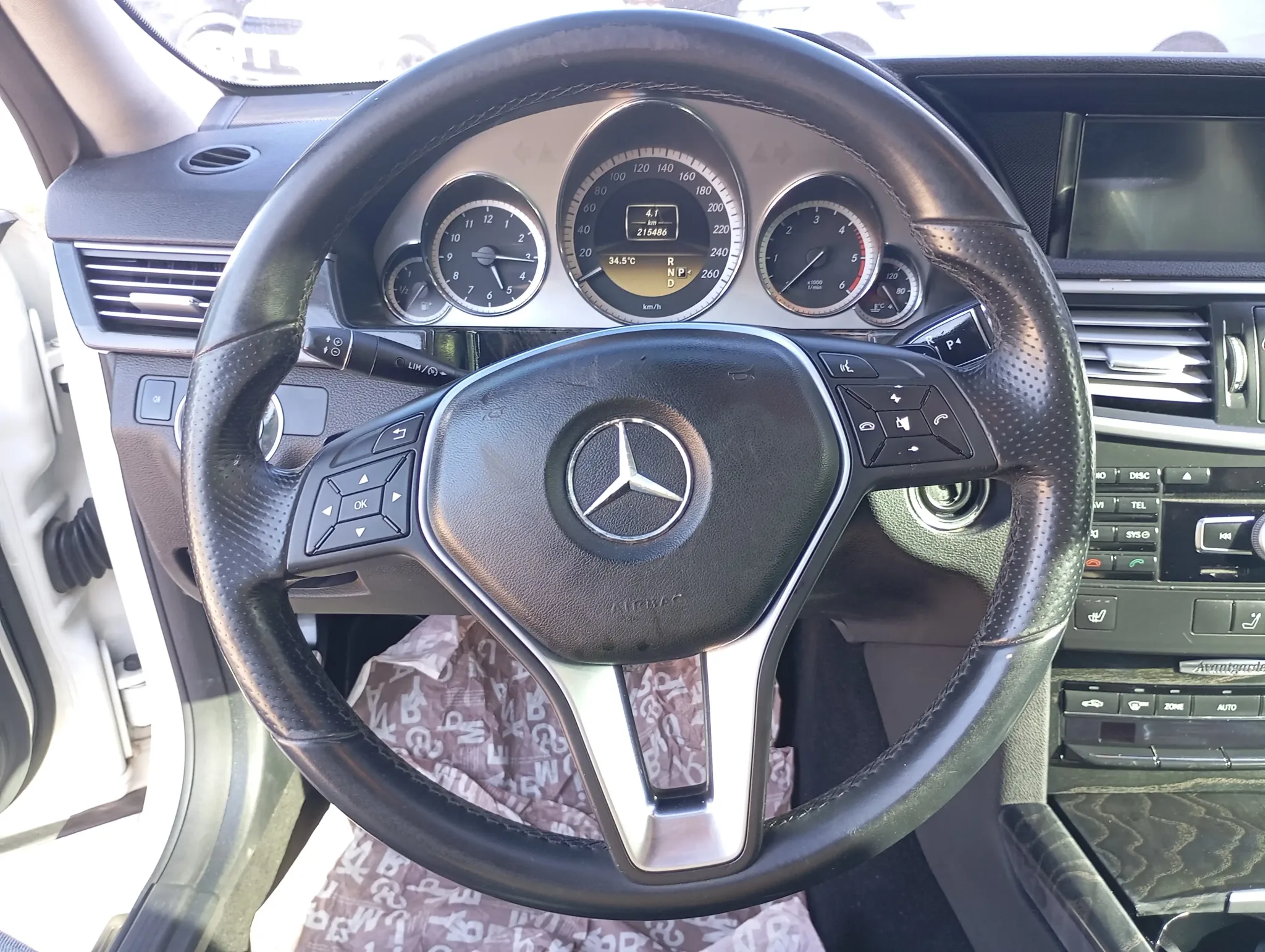 kilometrage car sale mercedes benz e class e 220 cdi sedan used 2012 aleppo xh image