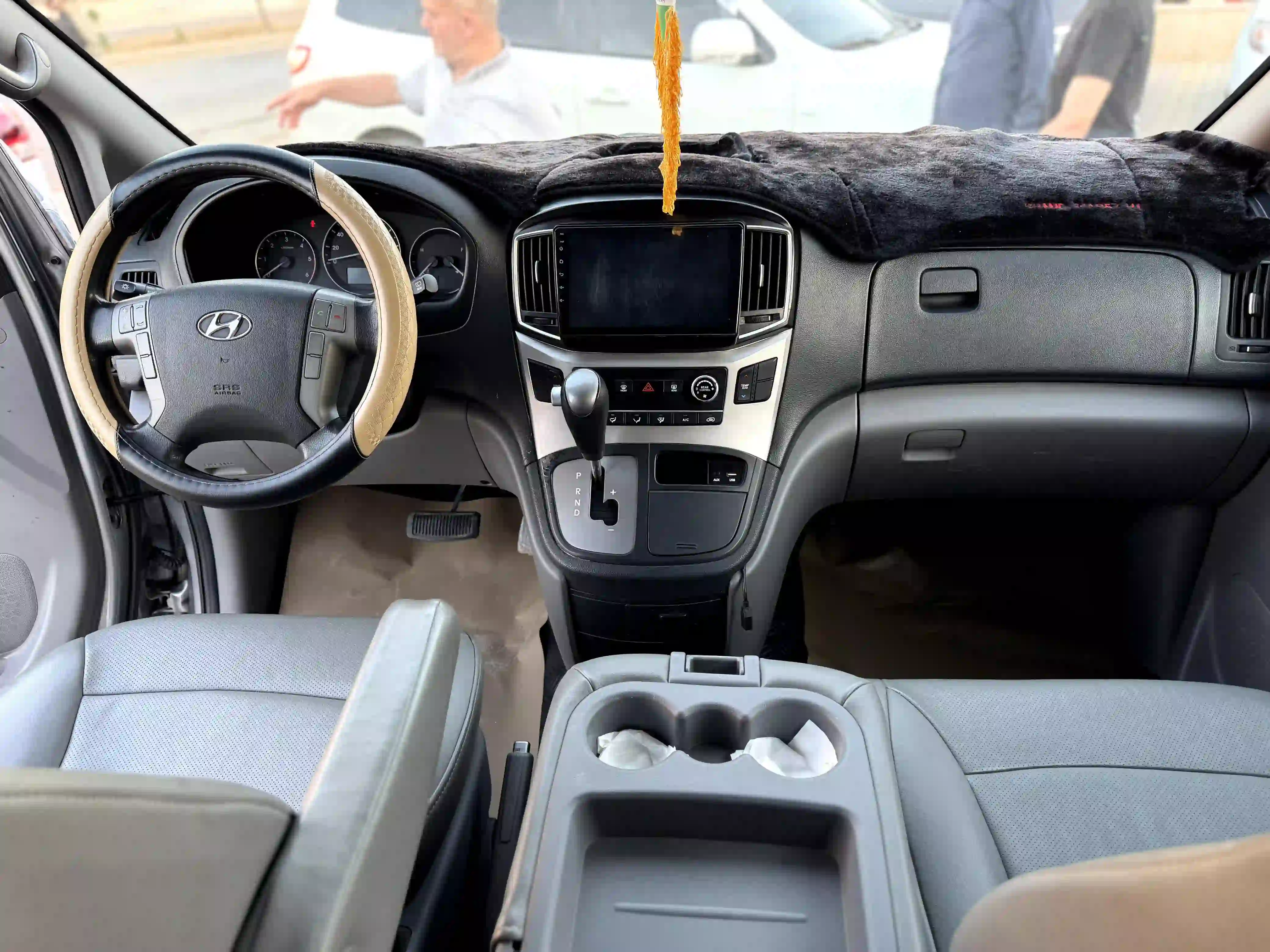 kilometrage car sale hyundai staria van van used 2018 aleppo ks image