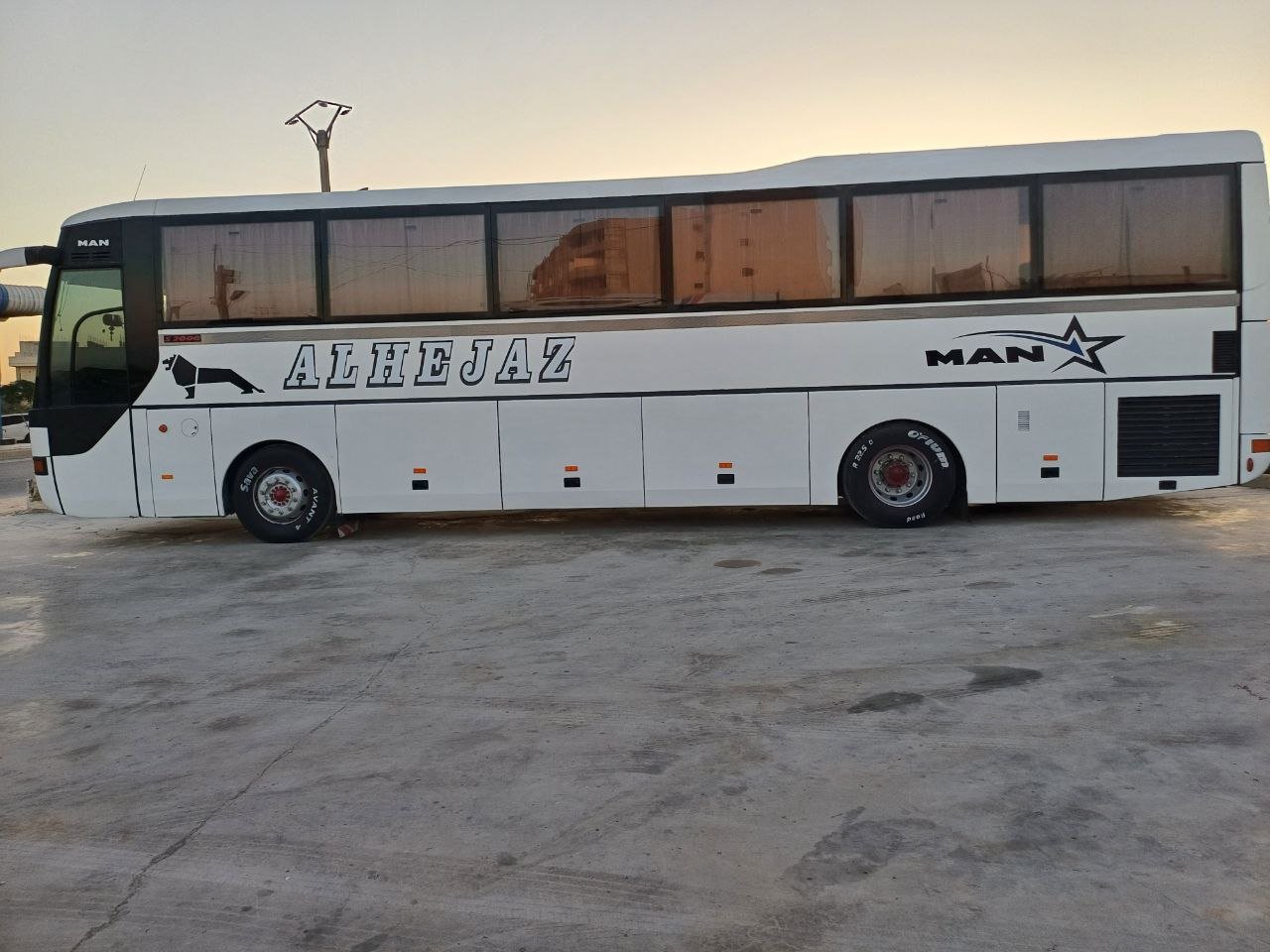 kilometrage truck man coach used 2002 aleppo jz image