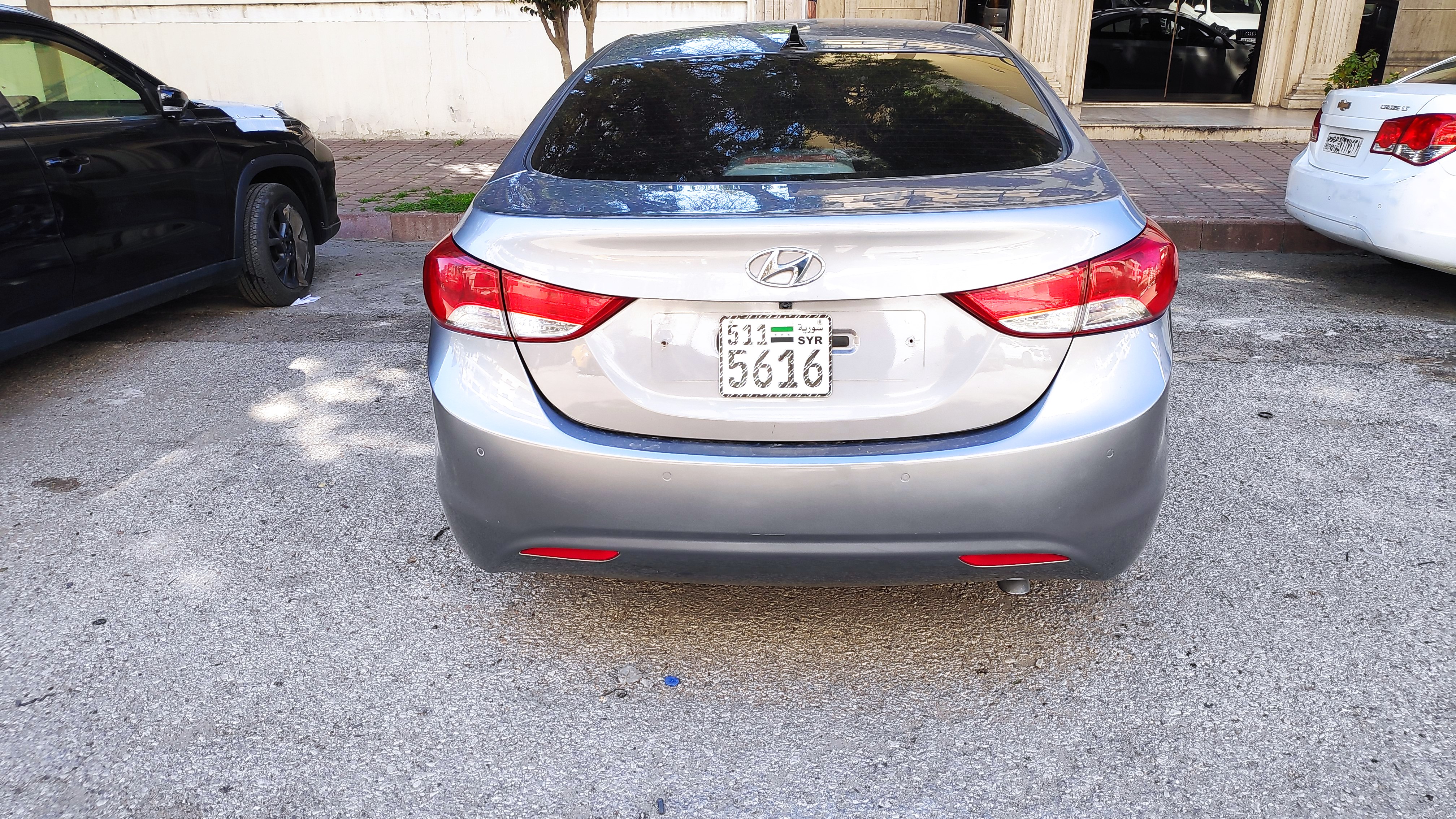 kilometrage car sale hyundai elantra standard sedan used 2011 tartus sw image