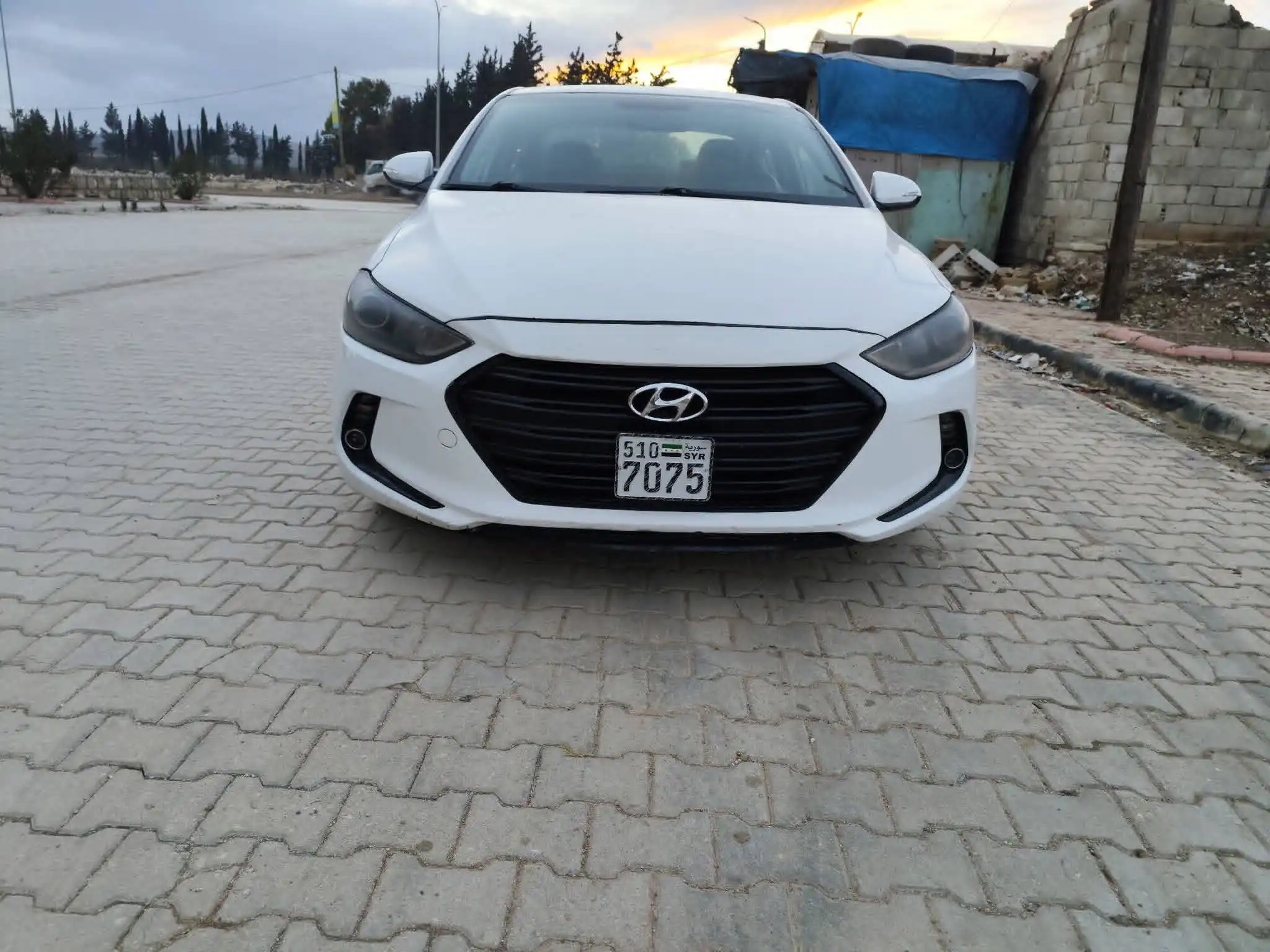 kilometrage car sale hyundai elantra standard sedan used 2017 aleppo wh image