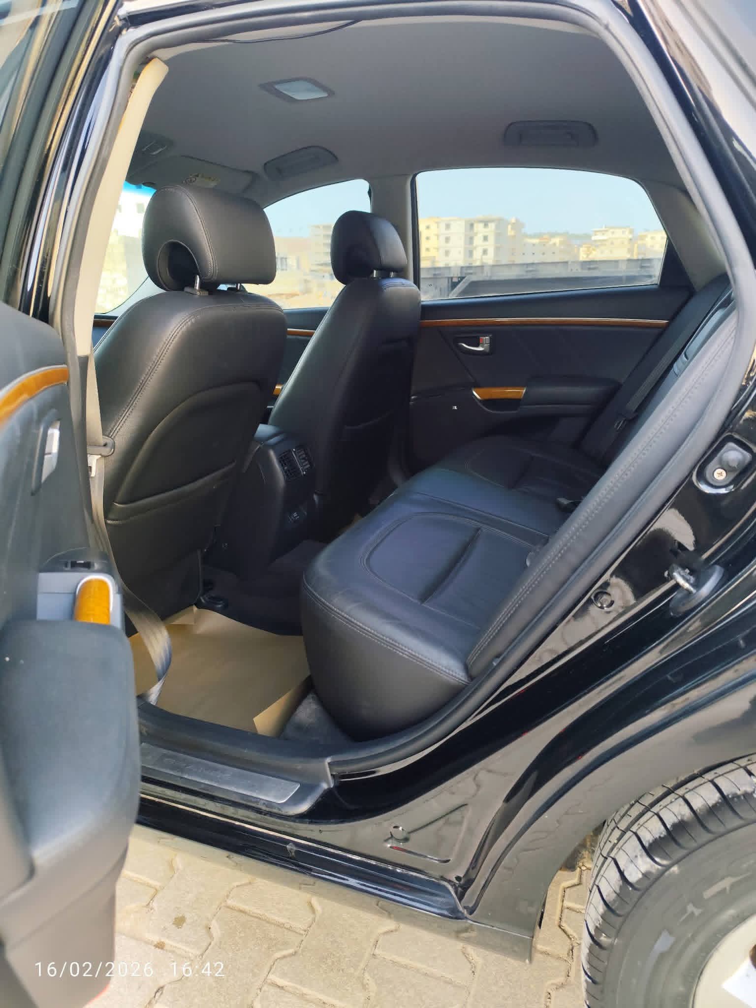 kilometrage car sale hyundai grandeur q270 sedan used 2007 aleppo vy image