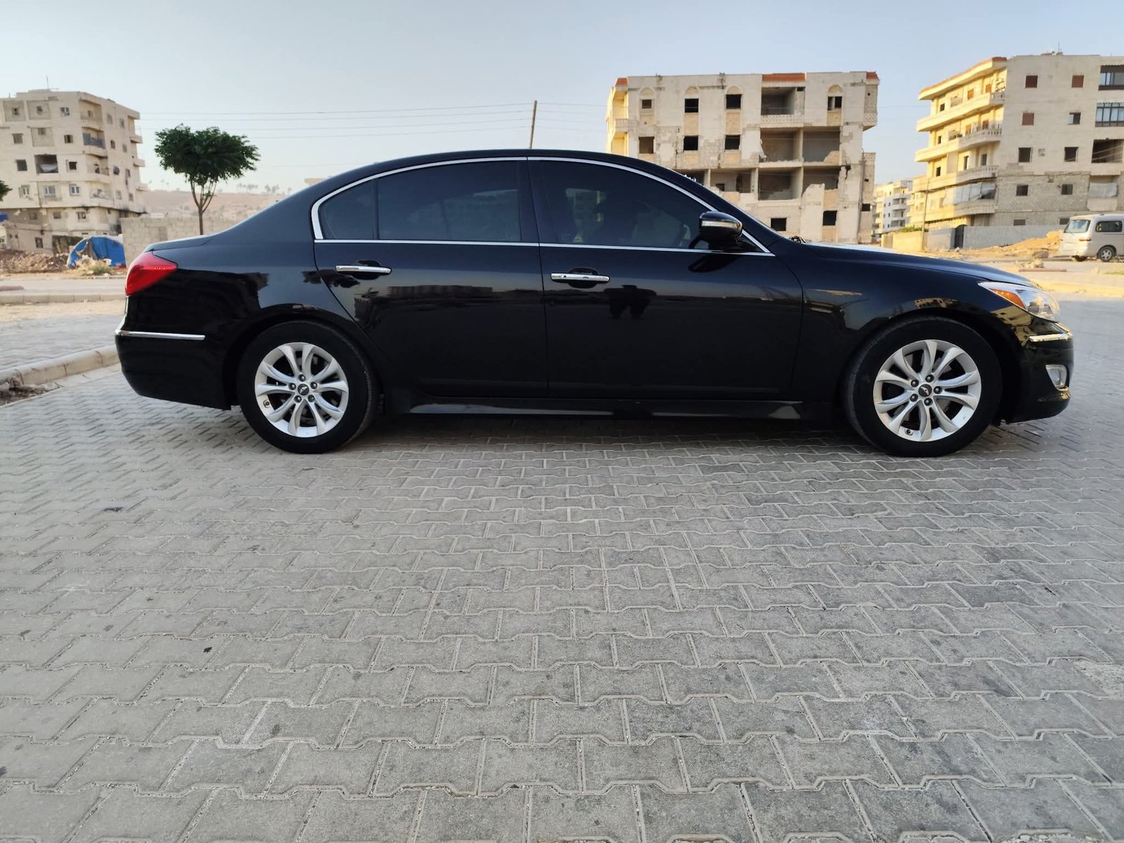 kilometrage car sale genesis bh 330 sedan used 2012 aleppo jx image