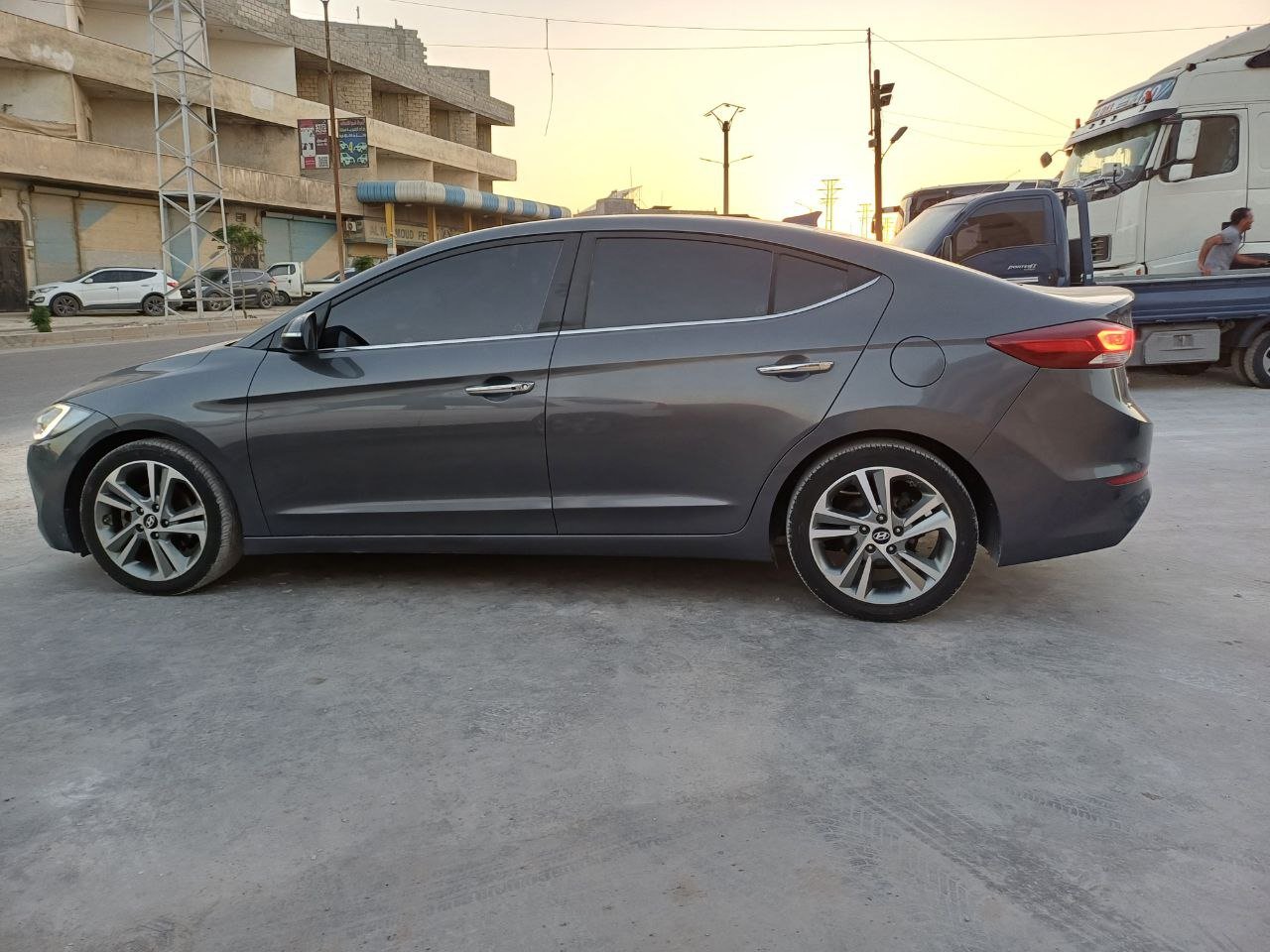 kilometrage car sale hyundai avante m16 gdi sedan used 2018 aleppo fv image