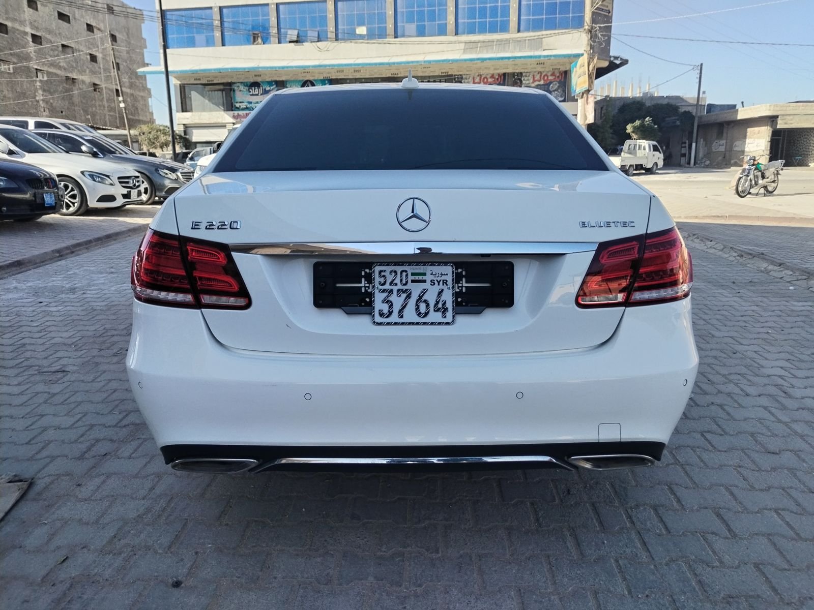 kilometrage car sale mercedes benz e class e 220 bluetec sedan used 2016 aleppo dg image