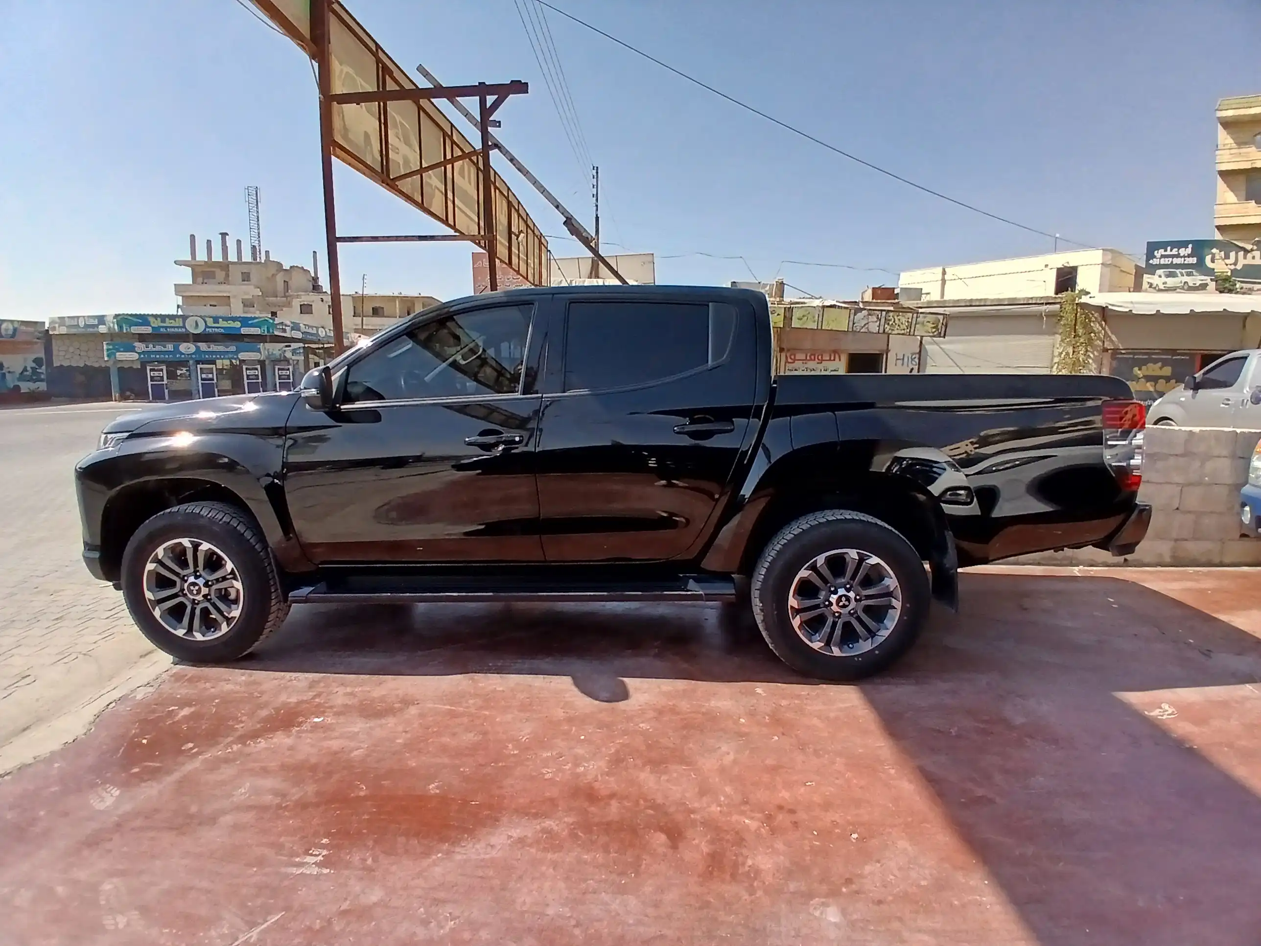 kilometrage car sale mitsubishi pickup used 2024 aleppo gb image