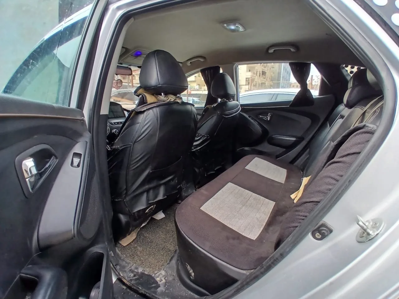kilometrage car sale hyundai tucson lx20 evgt suv used 2011 aleppo rq image