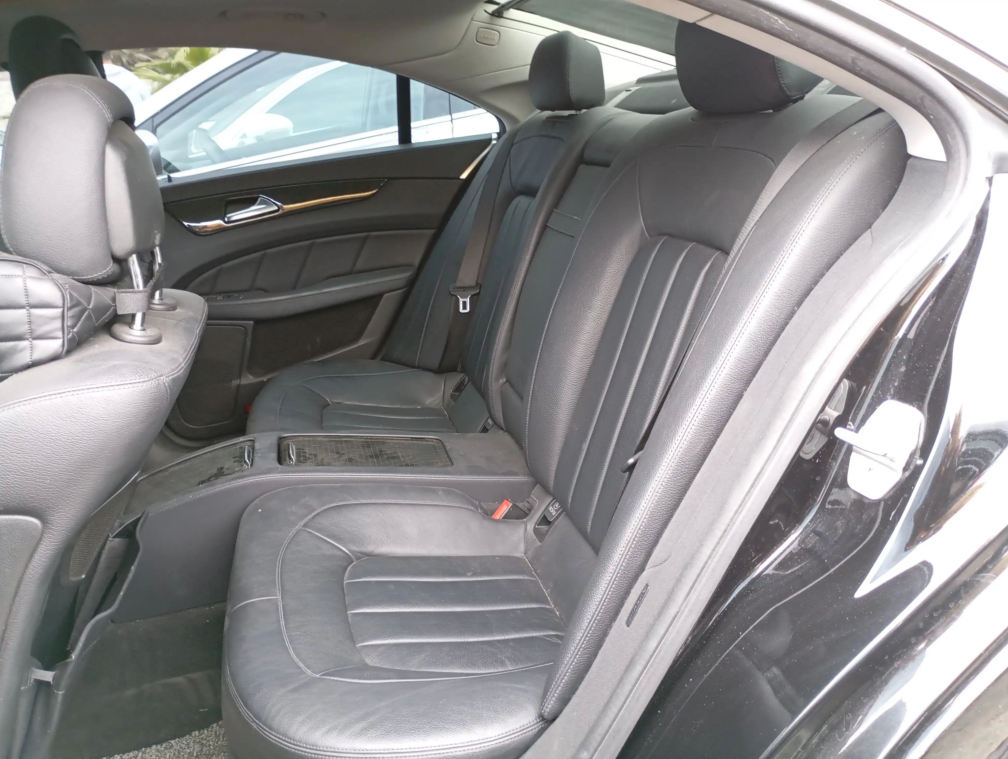 kilometrage car sale mercedes benz cls class cls 250 d 4 matic sedan used 2014 aleppo ni image
