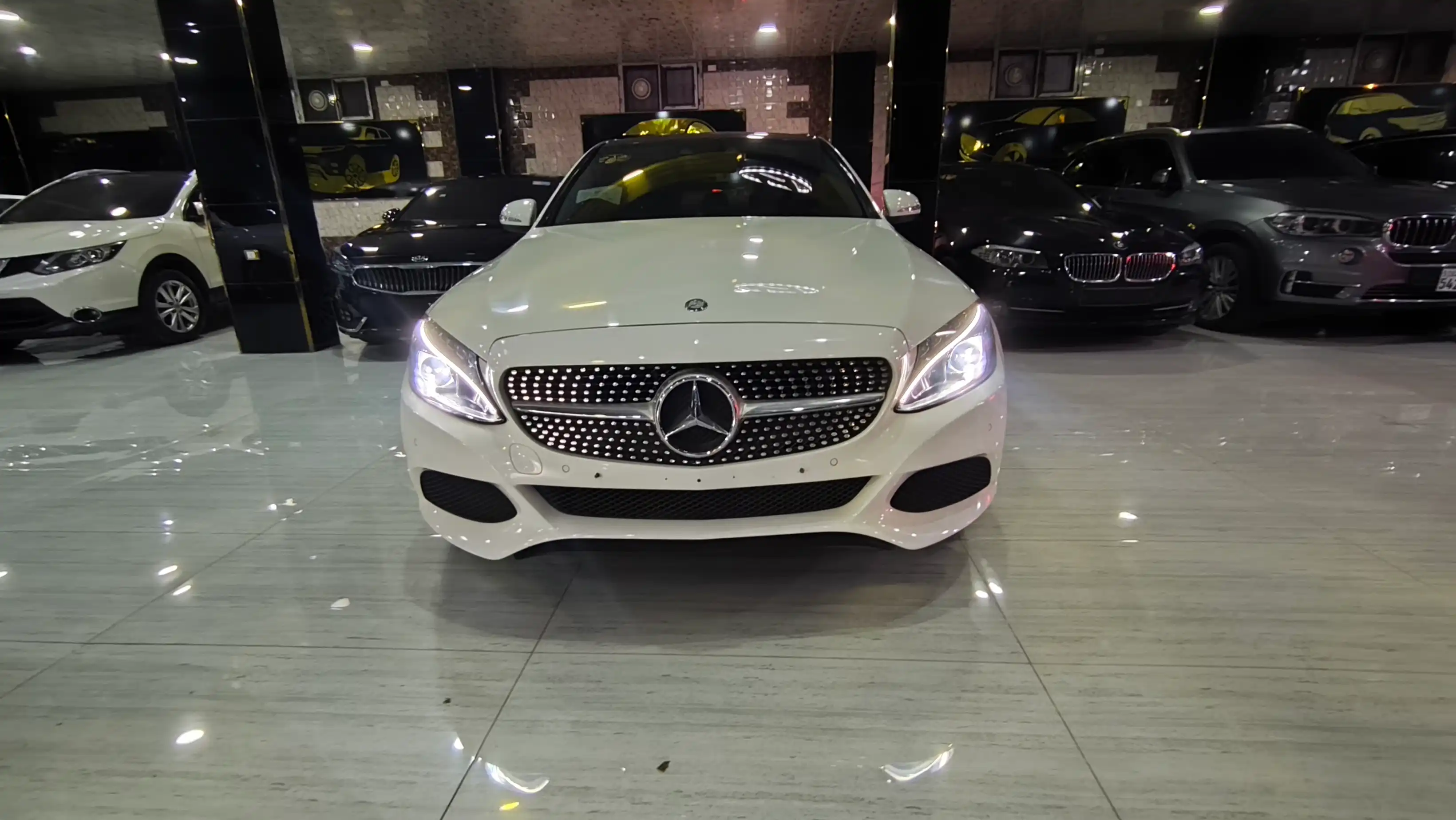 kilometrage car sale mercedes c class 200 sedan used 2015 aleppo hr image