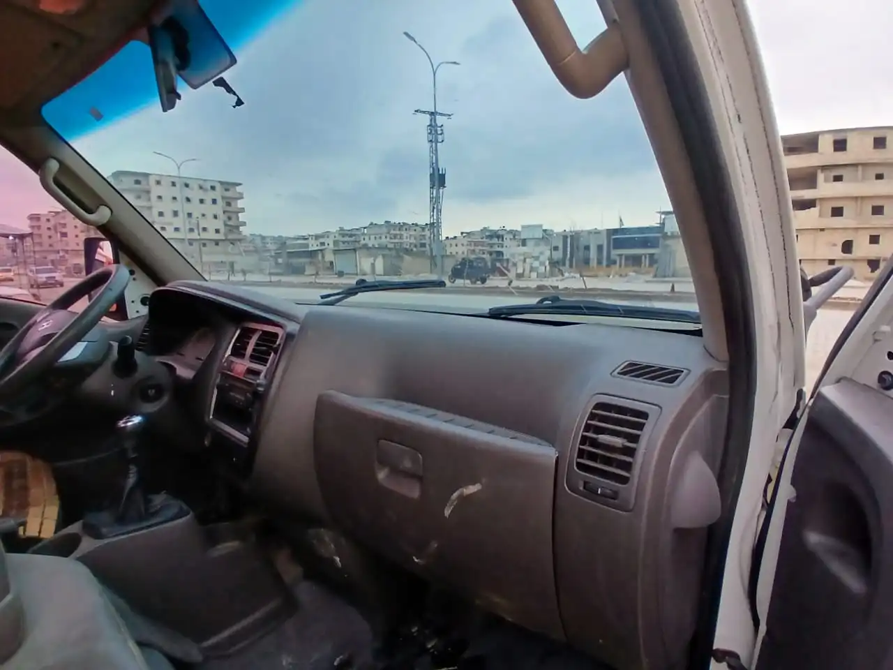 kilometrage car sale hyundai porter ii 2 crdi cargo truck used 2015 aleppo eq image