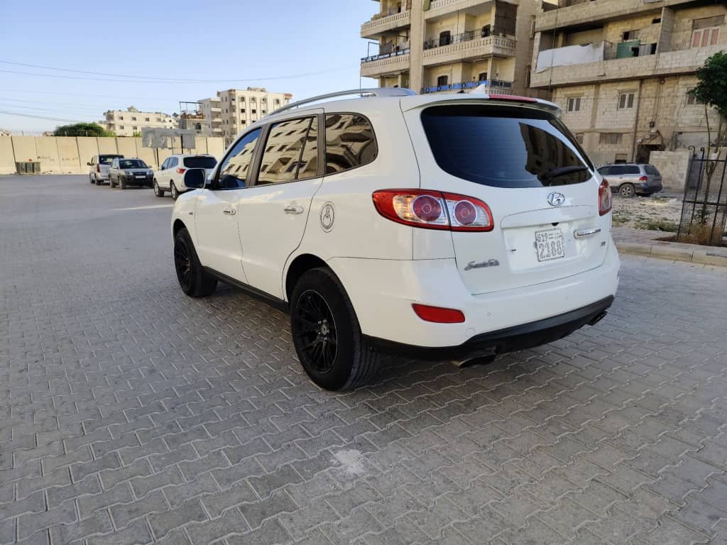 kilometrage car sale hyundai santa fe mlx suv used 2011 aleppo eu image