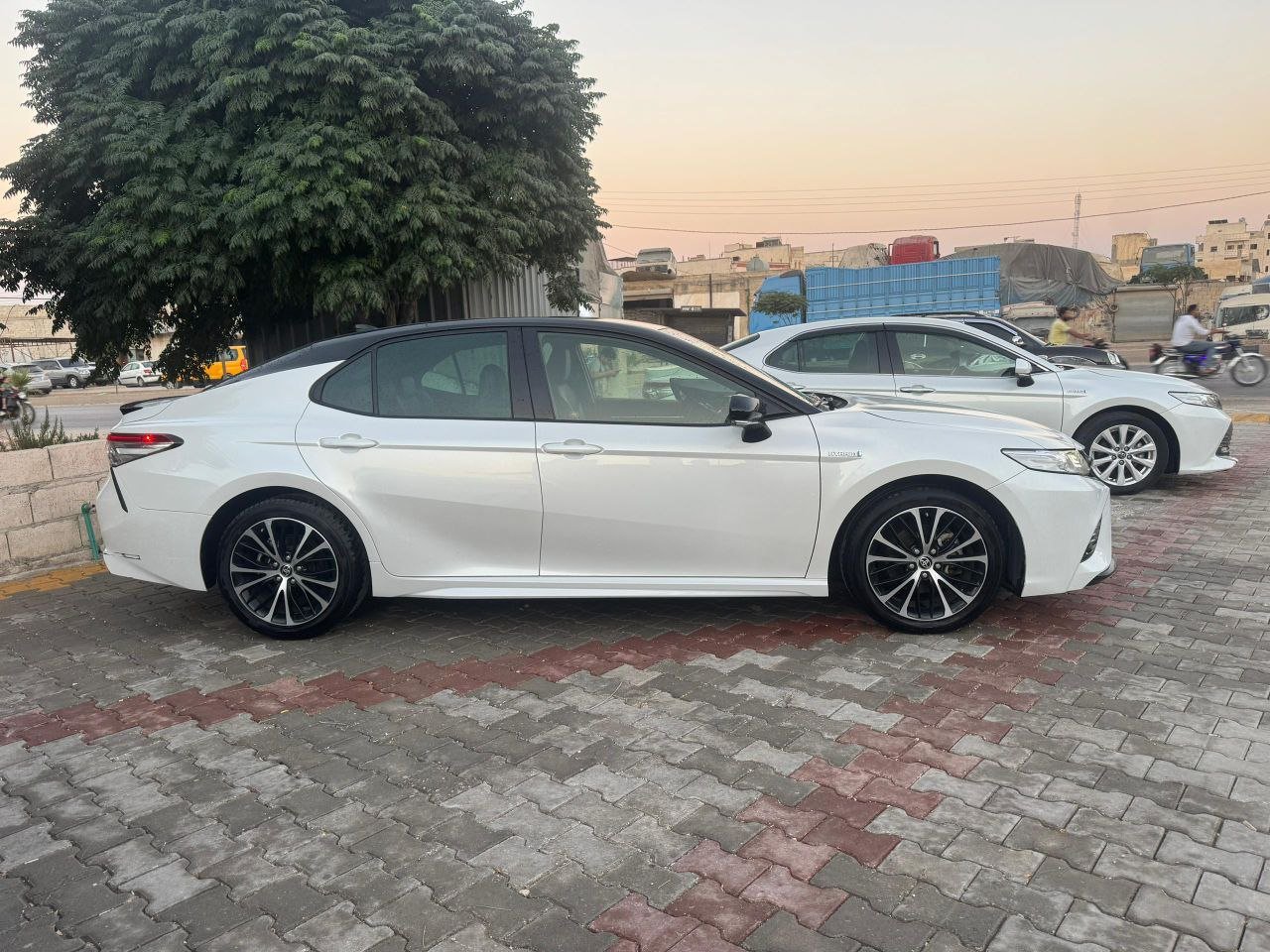 kilometrage car sale toyota corolla hybrid sedan used 2020 aleppo hj image