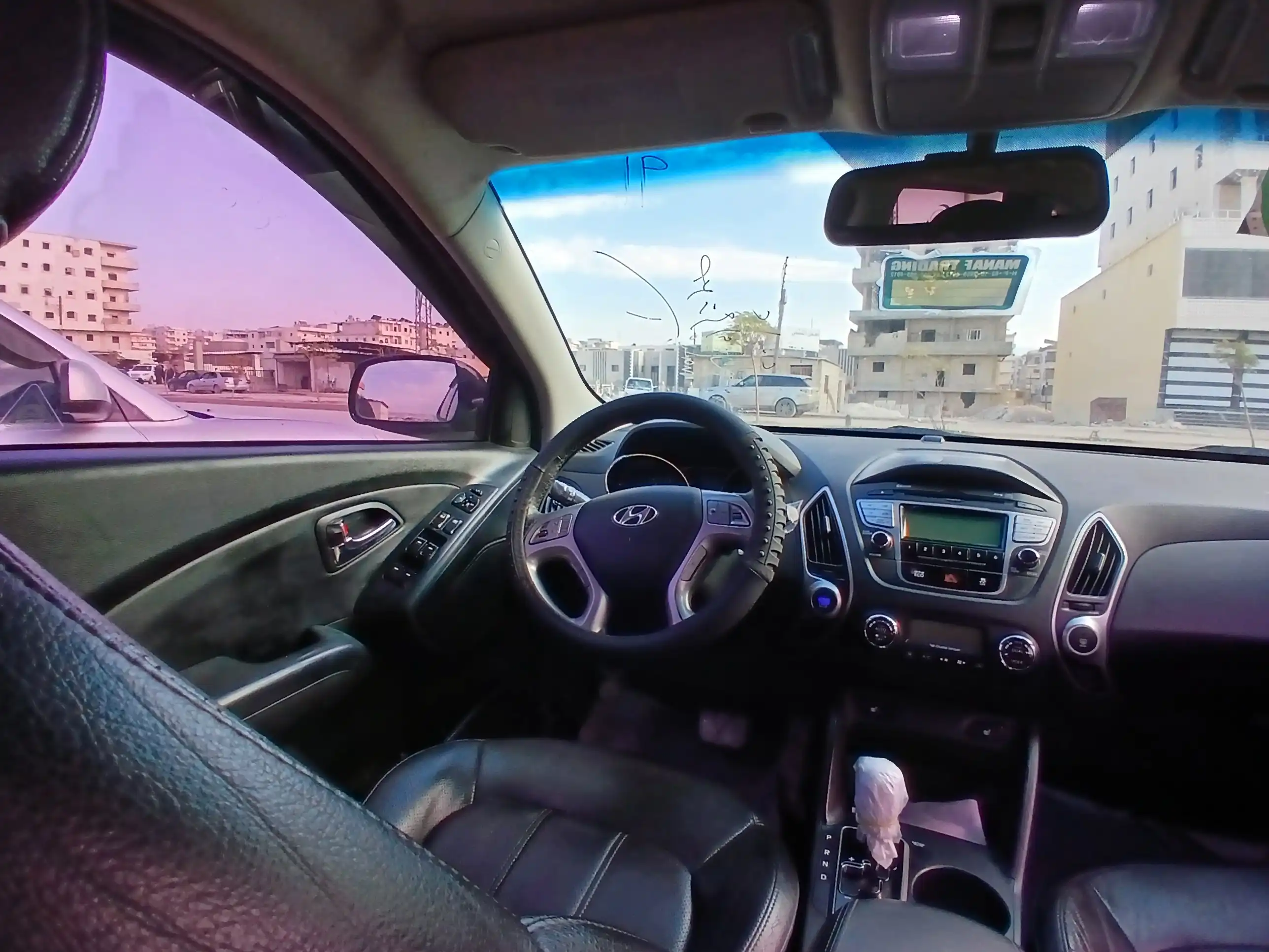 kilometrage car sale hyundai tucson lx20 evgt suv used 2011 bo image