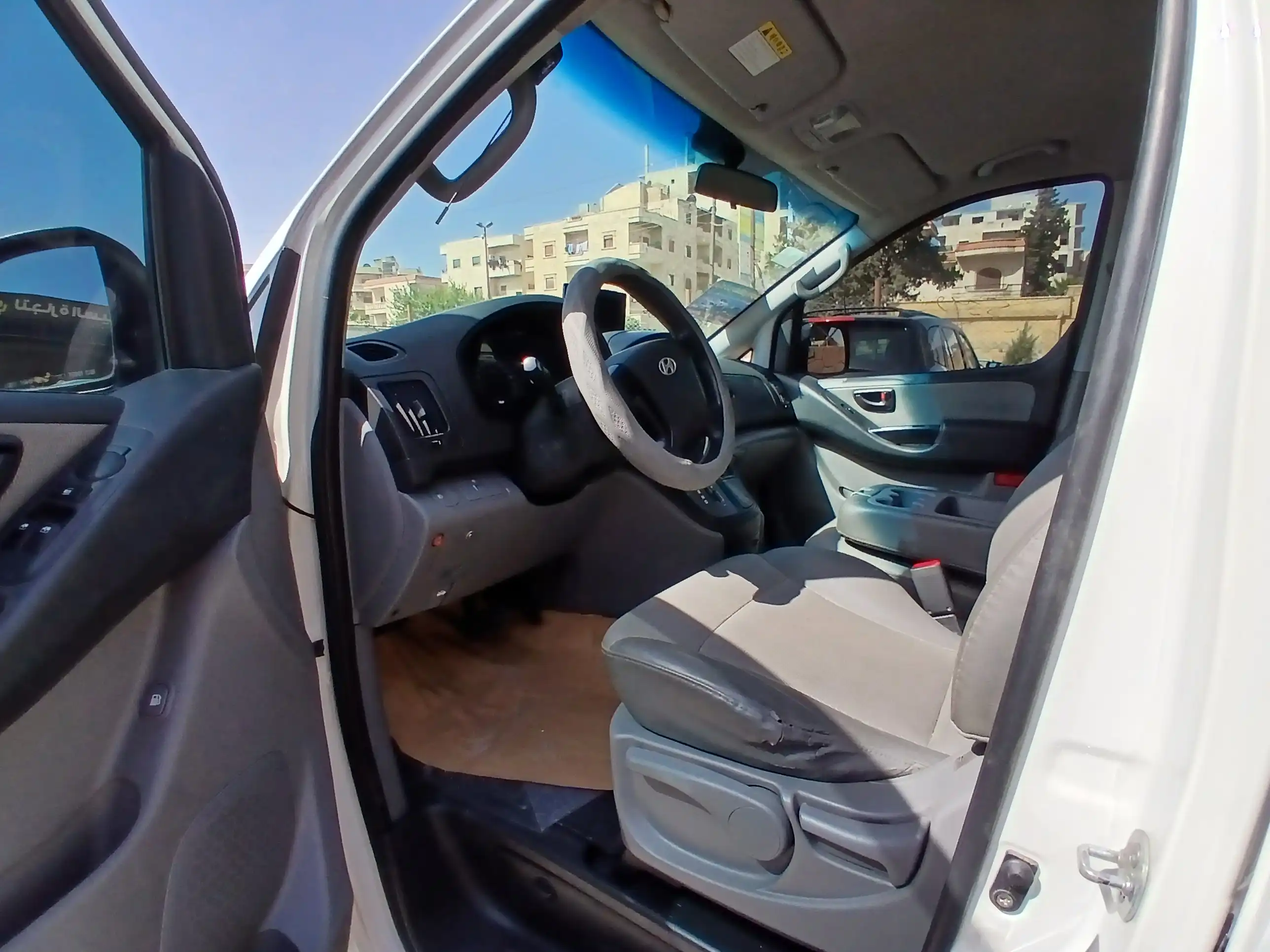 kilometrage car sale hyundai grand starex cvx van used 2010 aleppo kn image