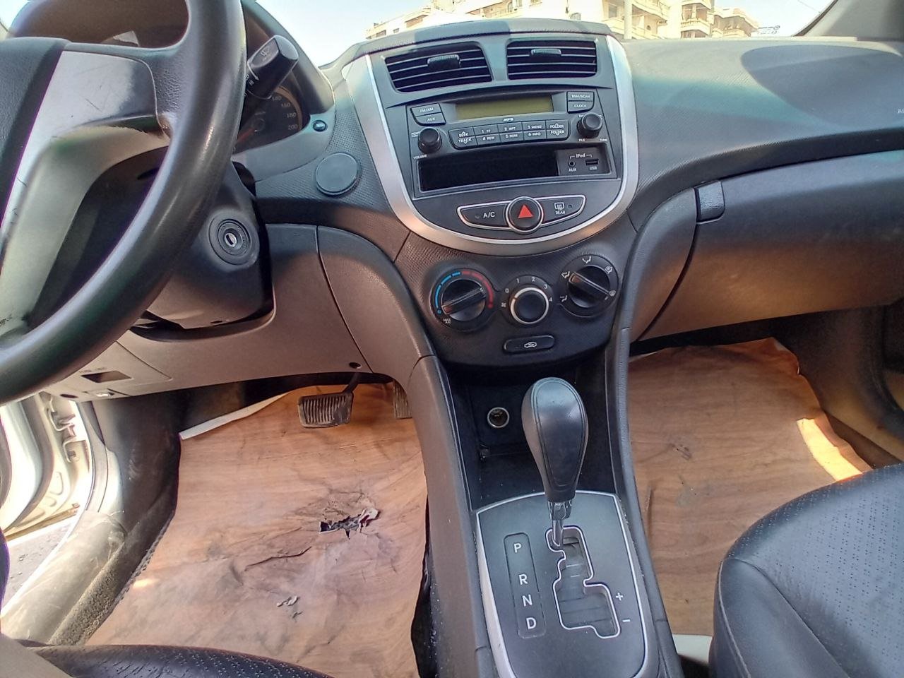 kilometrage car sale hyundai accent standard sedan used 2011 aleppo xj image